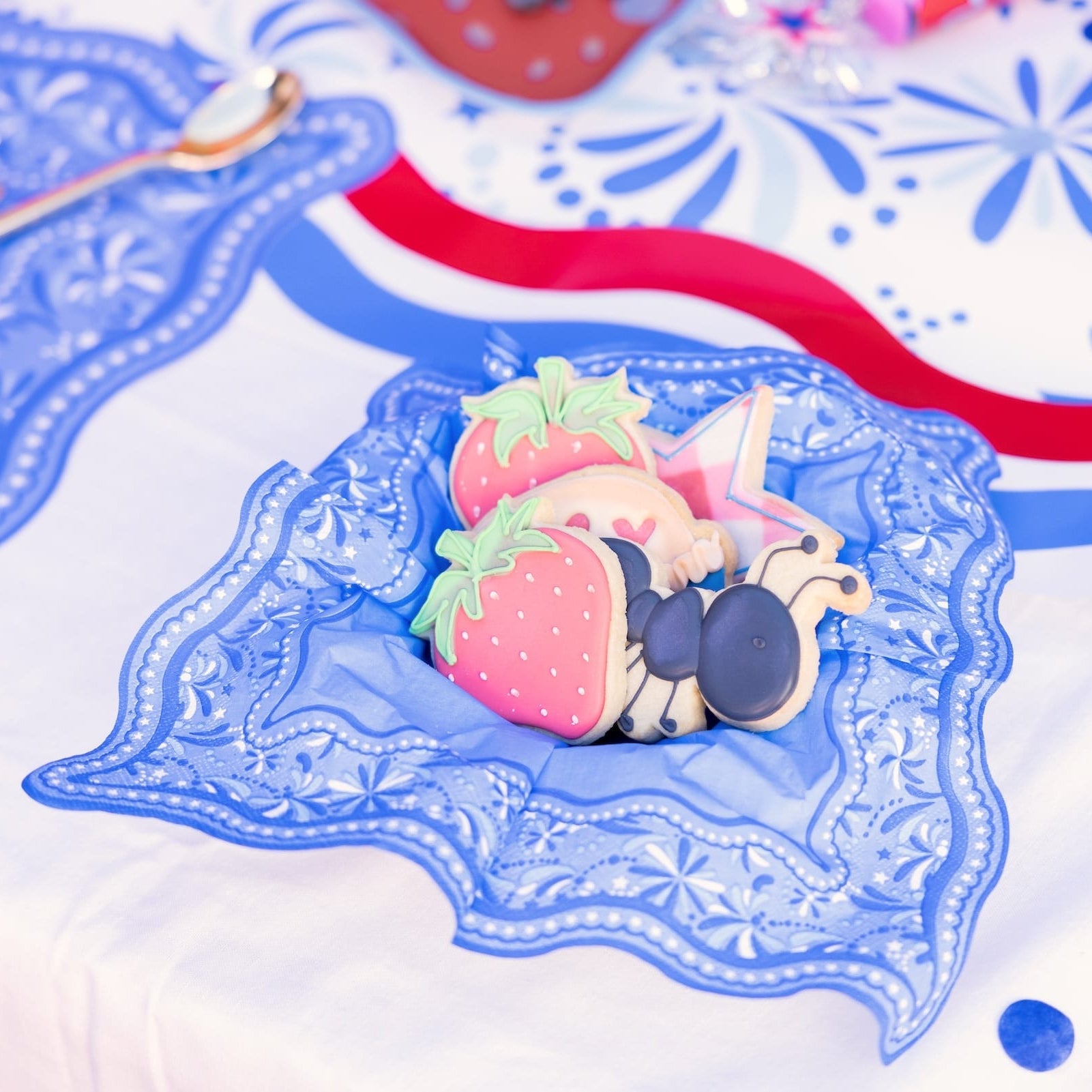 Star Spangled Spark Lunch Napkins (20 Ct)
