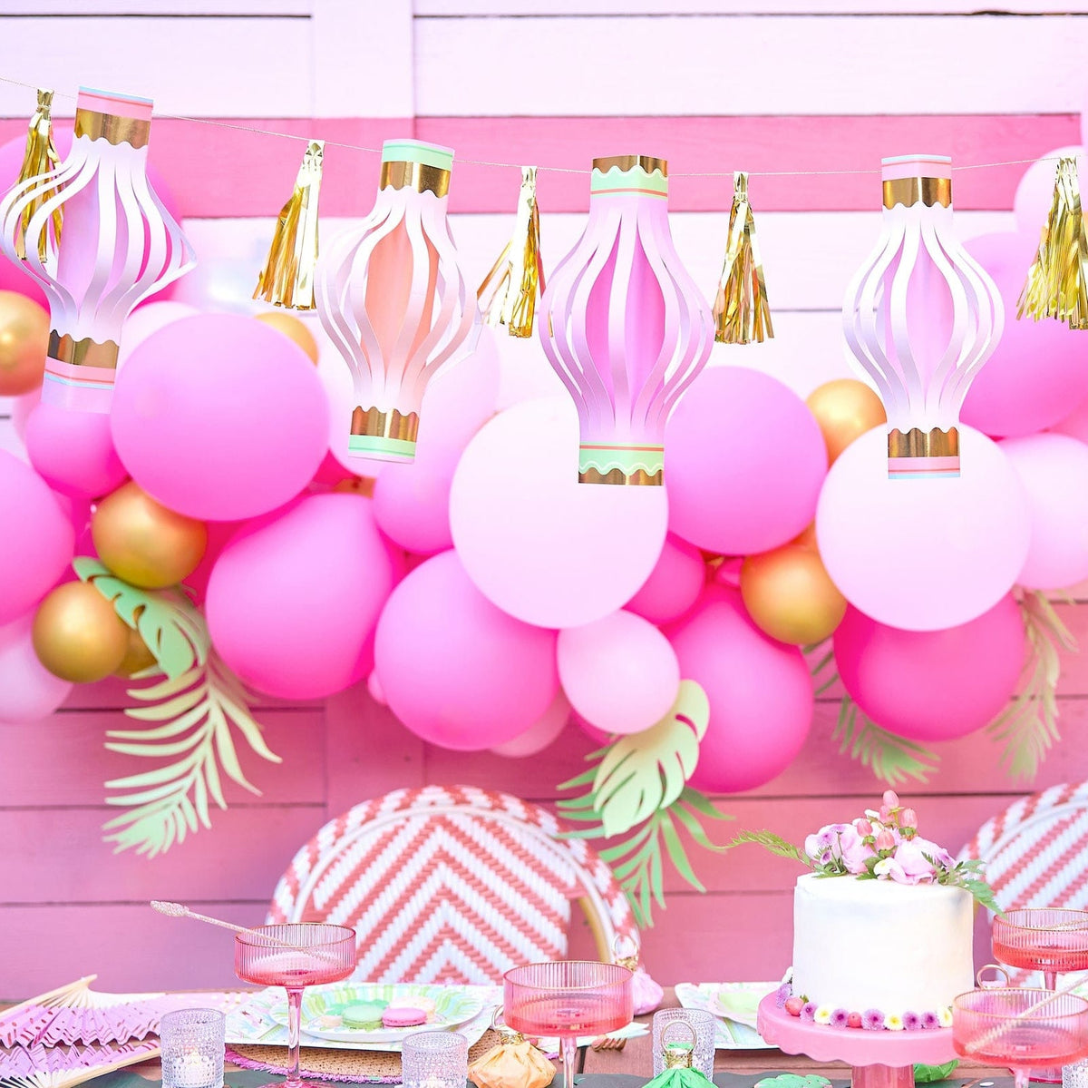 Cabana Club Balloon Garland (94 Ct)