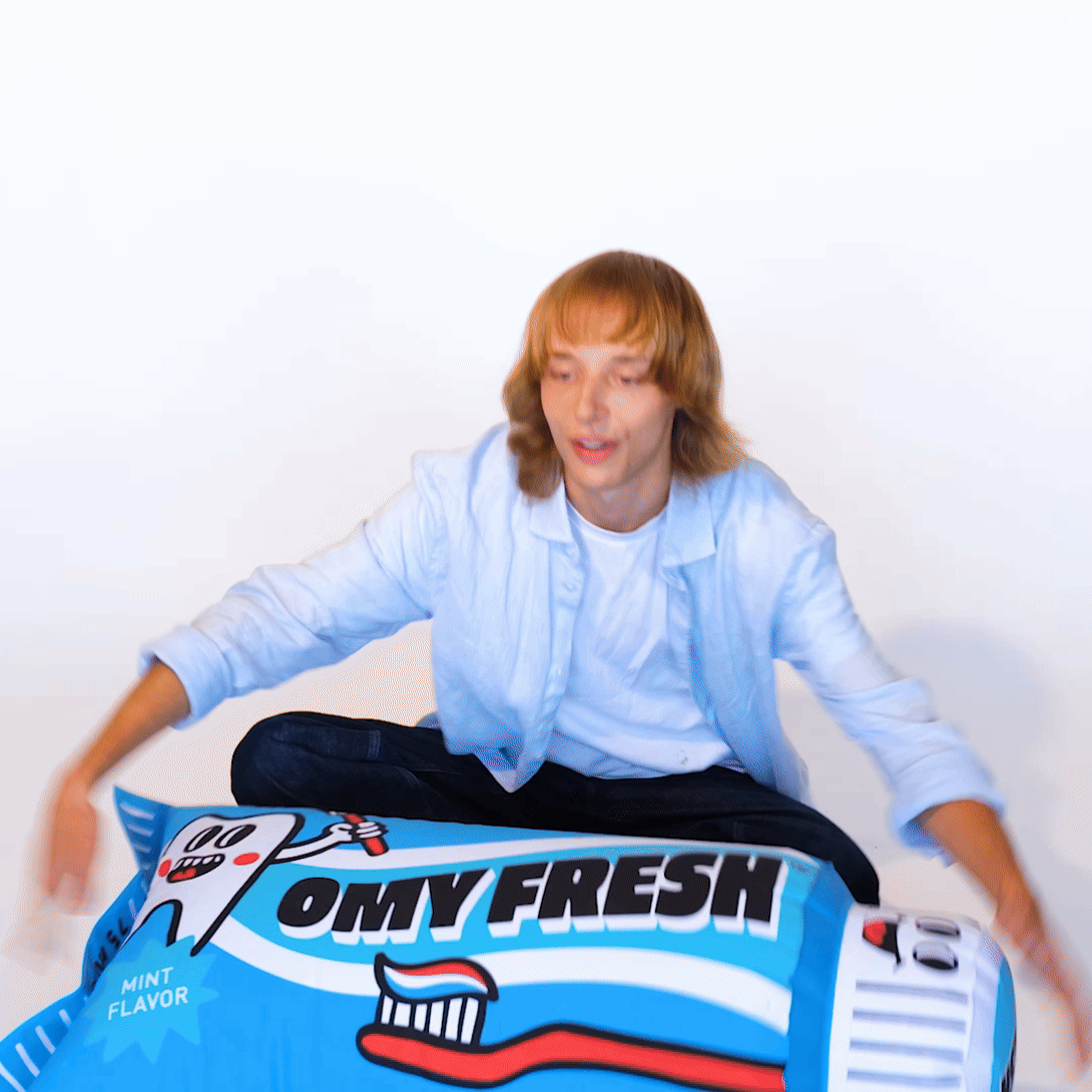 Fresh - Giant Inflatable Pillow