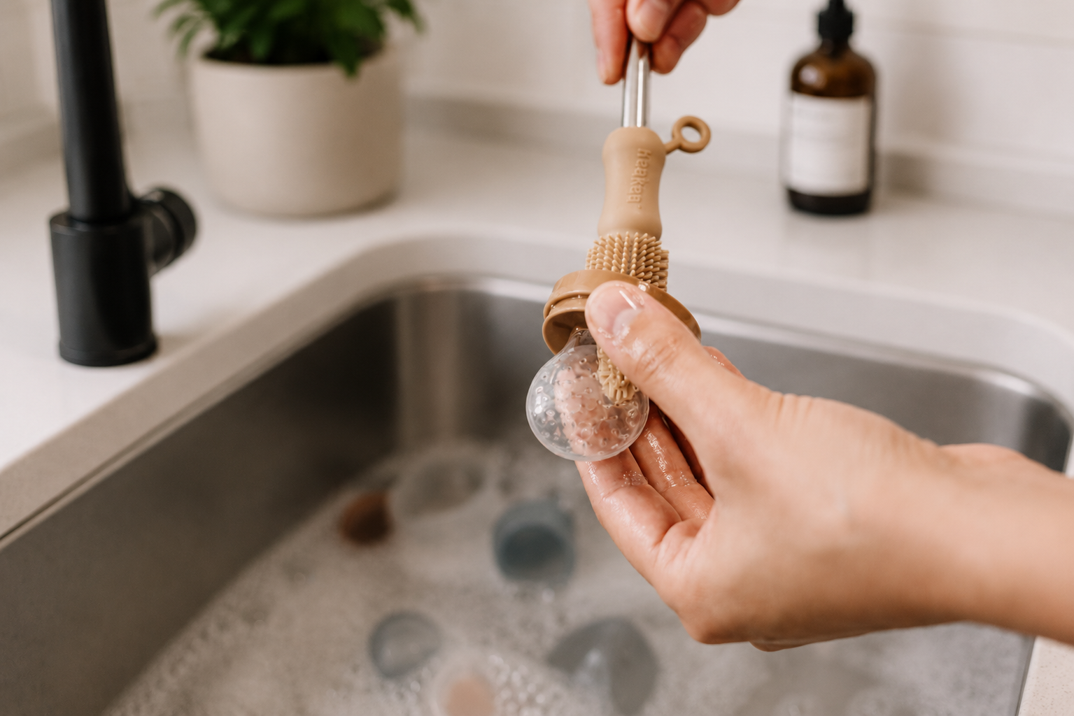 Haakaa Silicone Cleaning Brush Kit