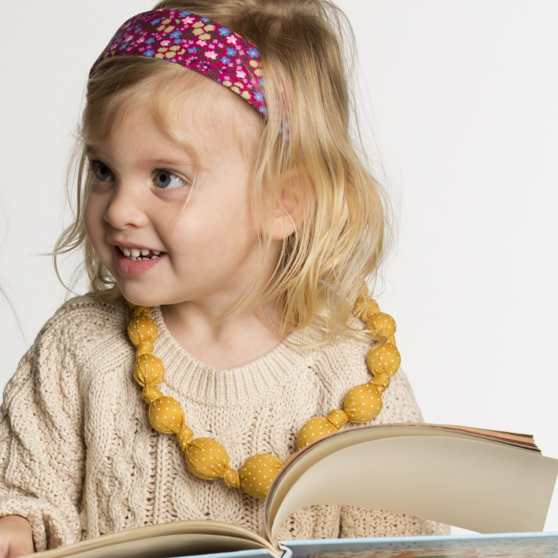 Little Girls Beaded Fabric Necklace With Polka Dots (3-8 Years, Toddlers)