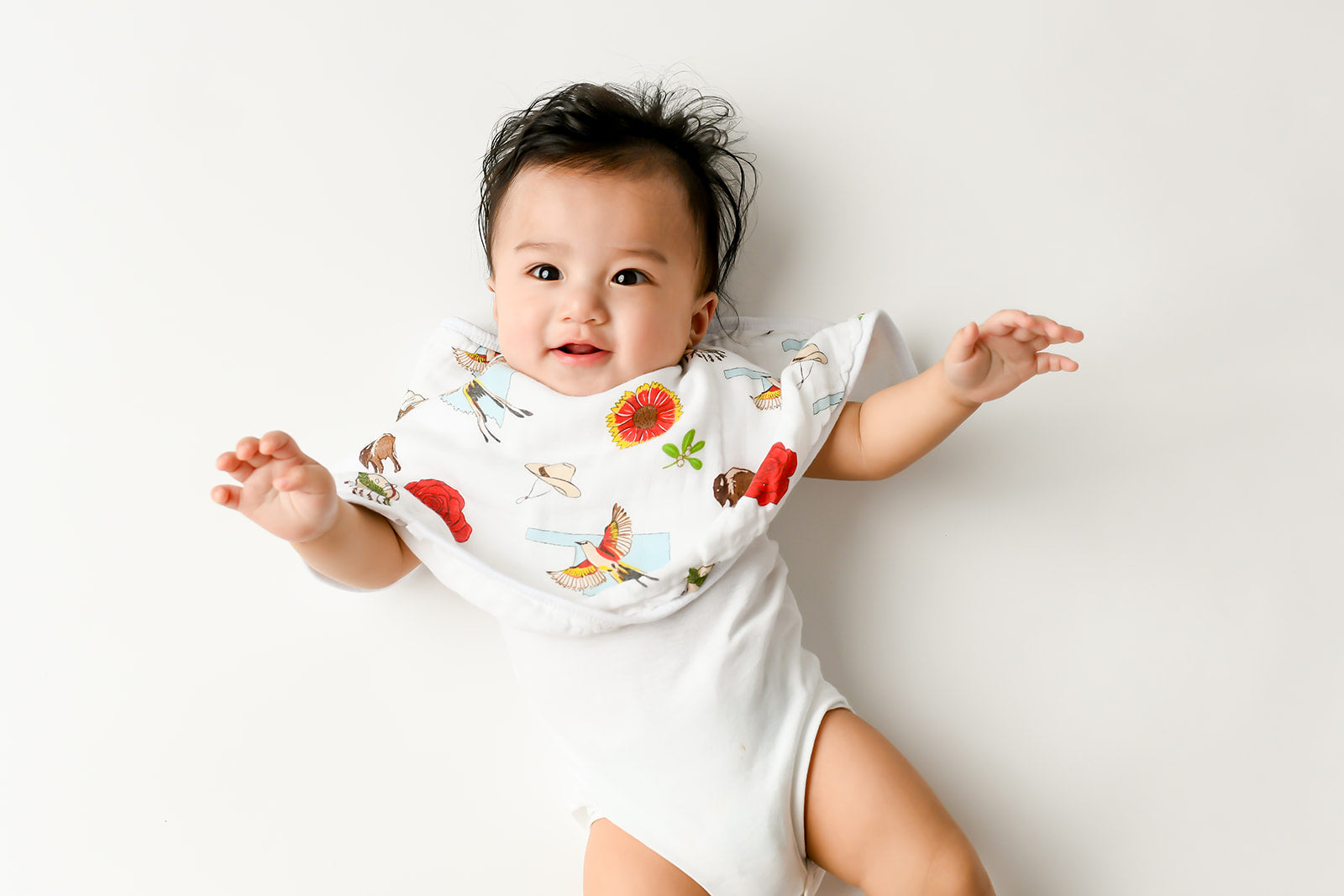 Gift Set: Oklahoma Swaddle Blanket And Burp Cloth/bib Combo