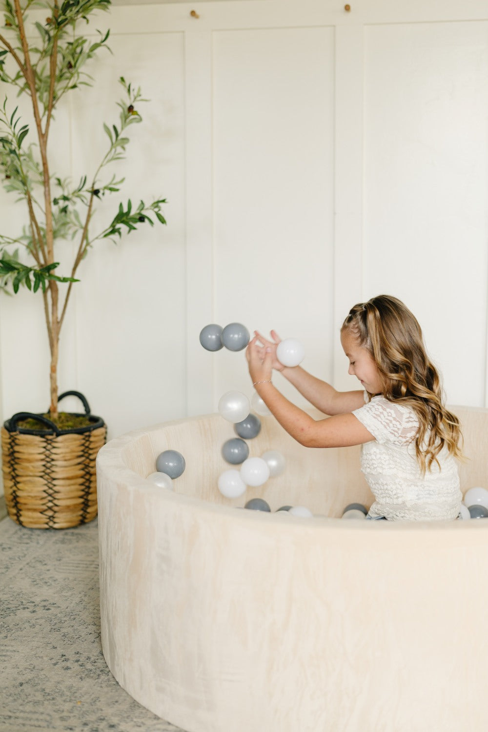 Oversized Ball Pit With 400 Bpa-free Balls