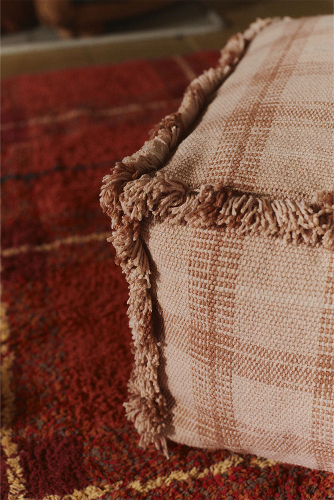 Handloom Puff Rose