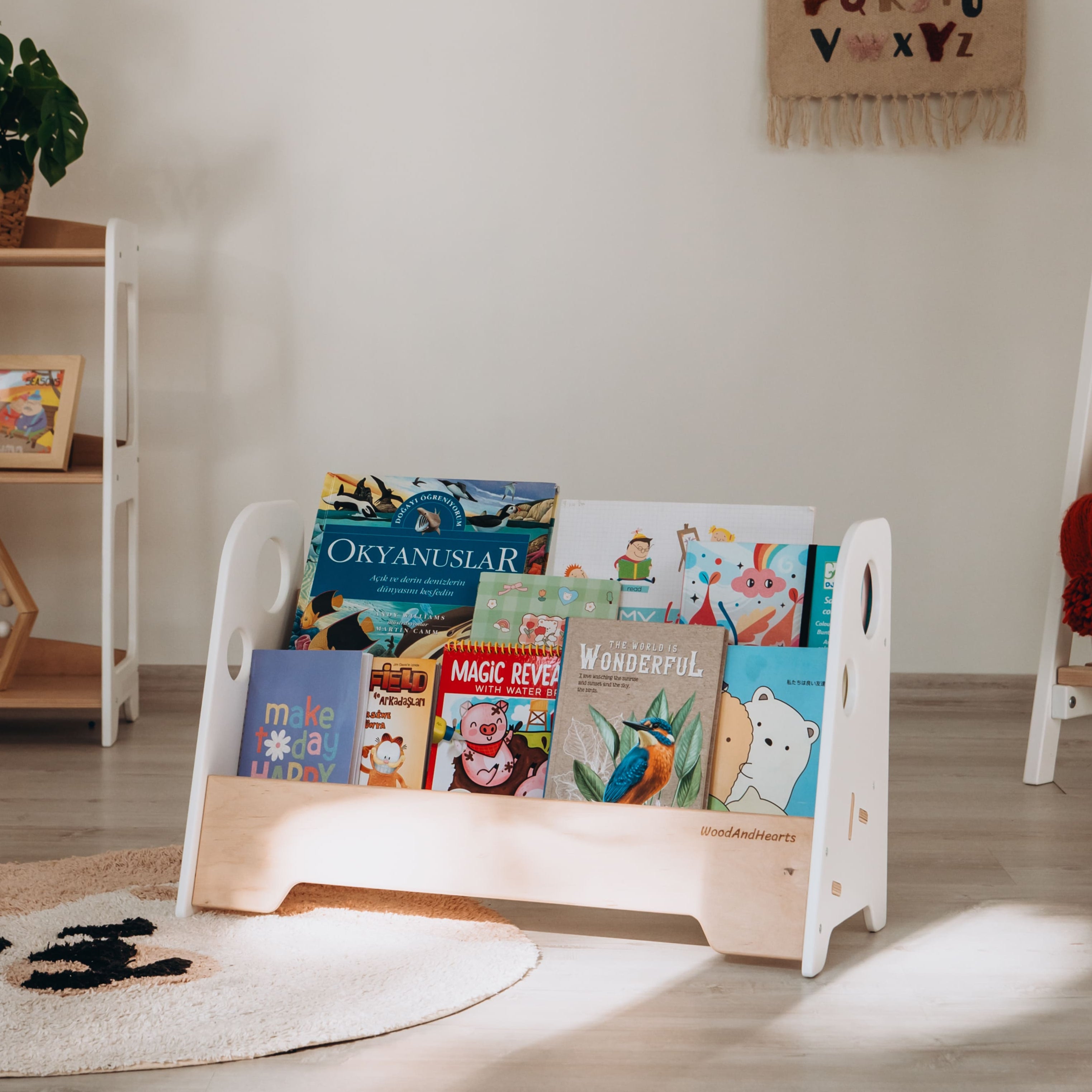 Kids Bookshelf