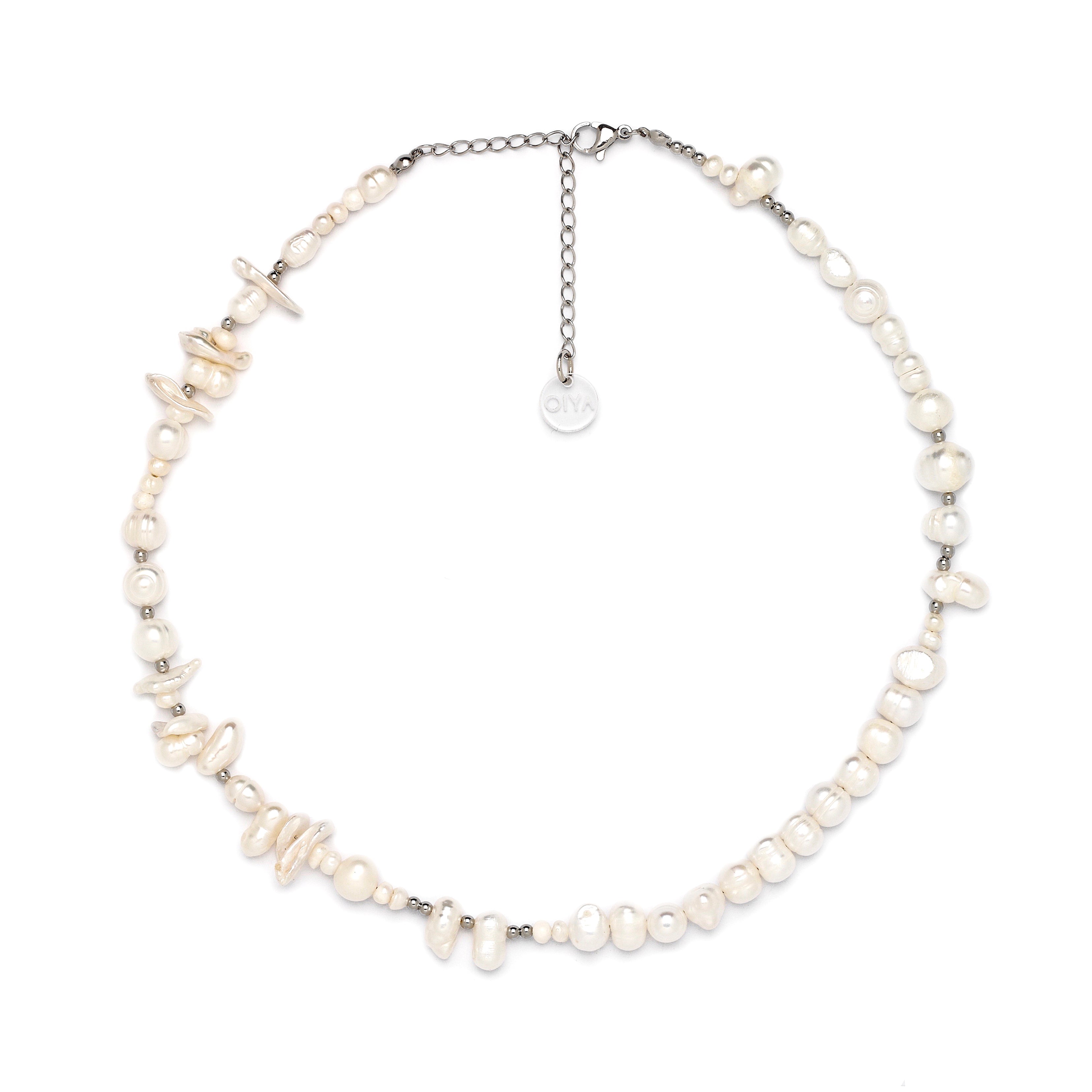 Snow Raw Pearl Choker