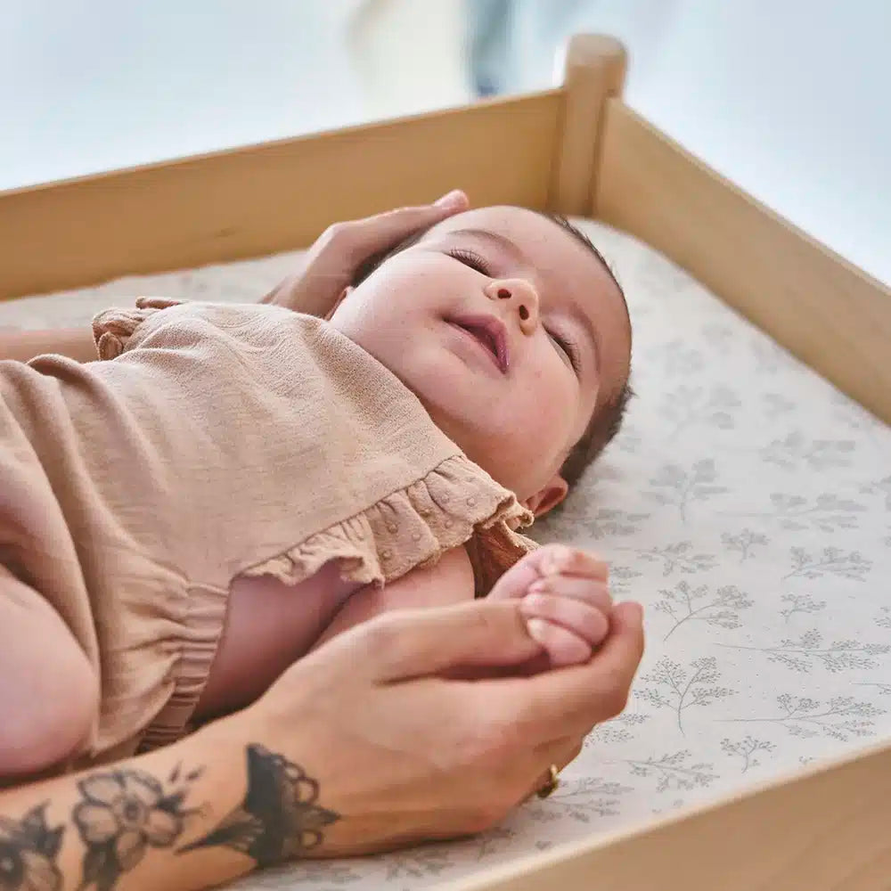 PAGO Changing Table - Includes Mattress