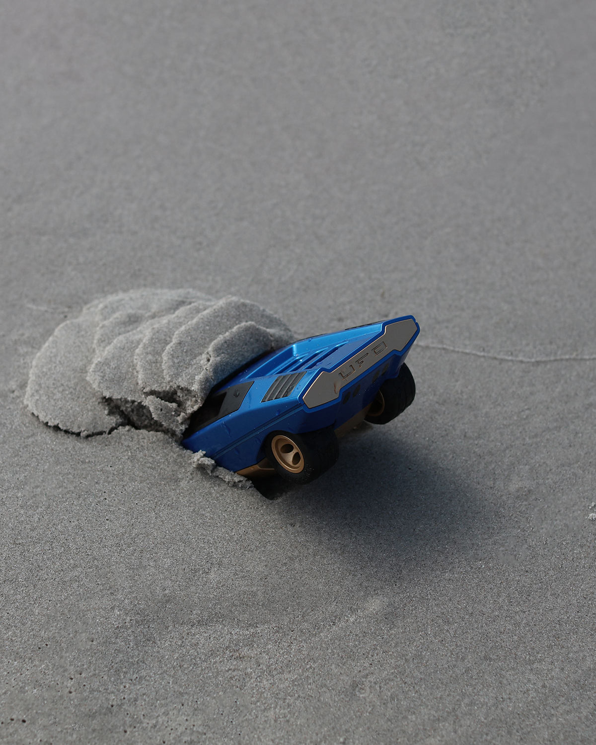Car Ufo Leonessa Blue