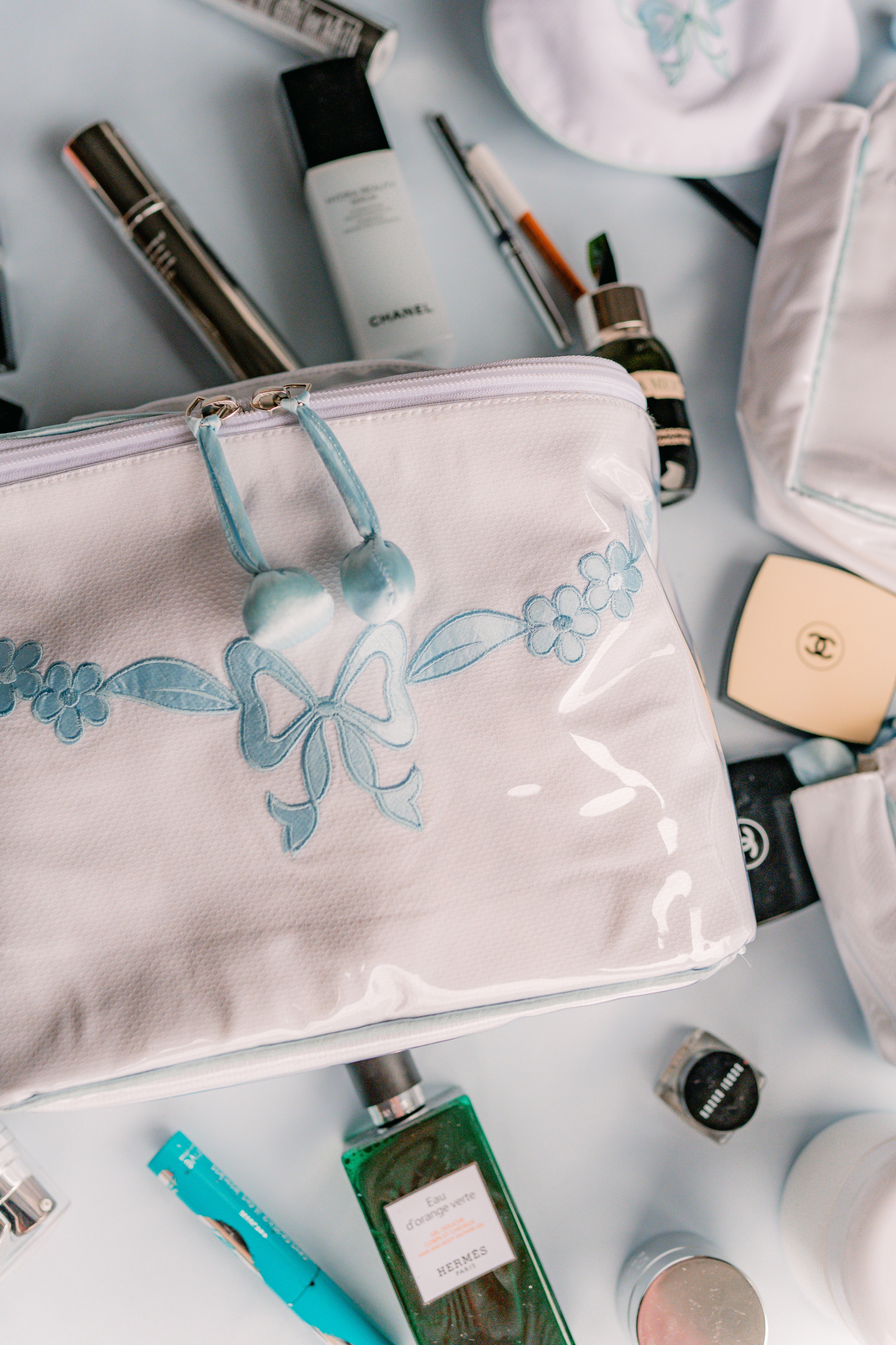 Floral Bow Train Case