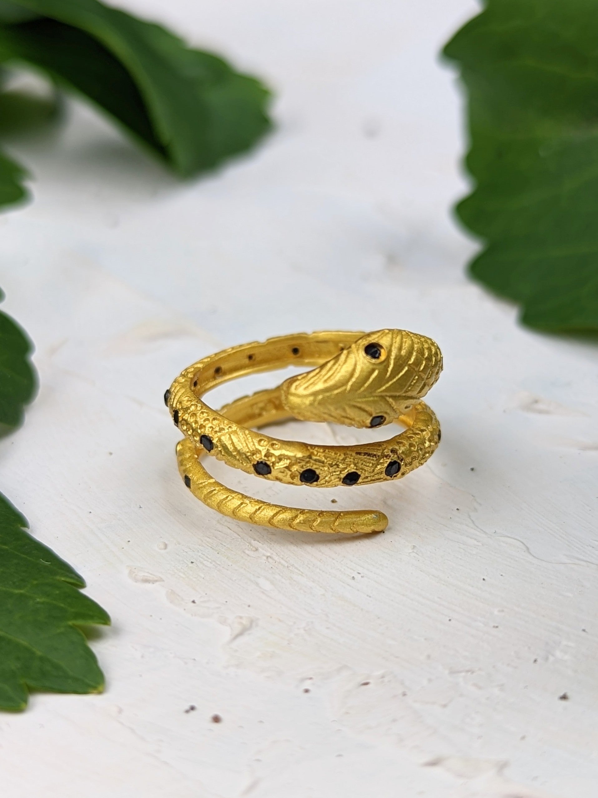 Basil The Cobra Ring