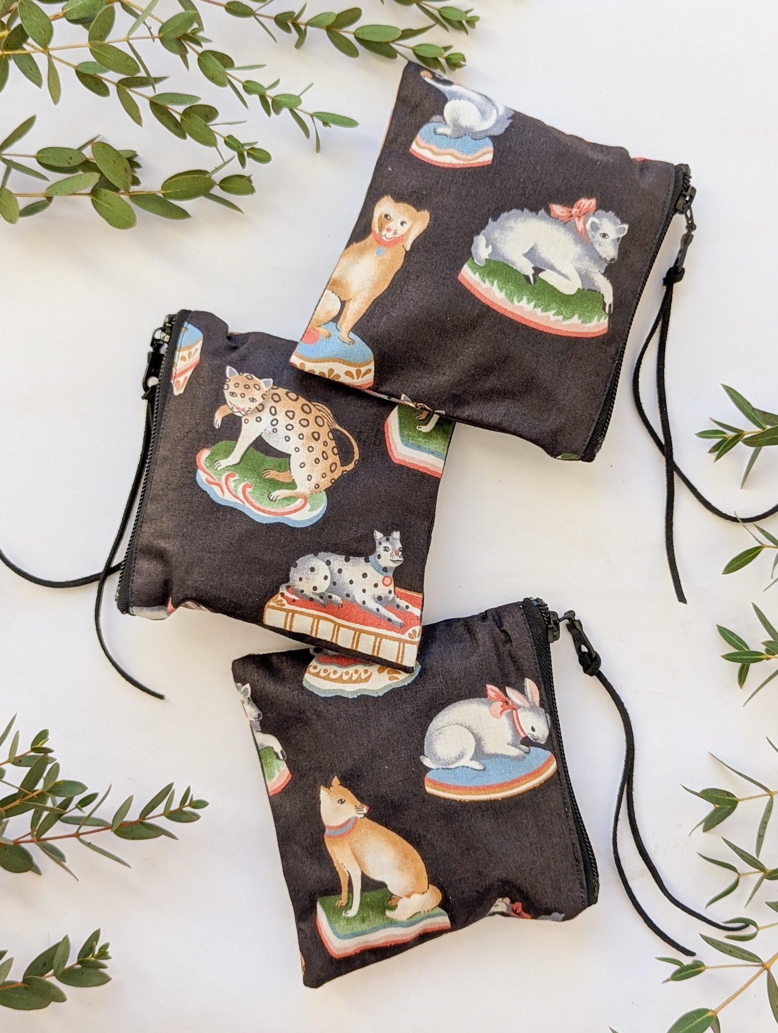 Cirque Du Forêt Square Pouch