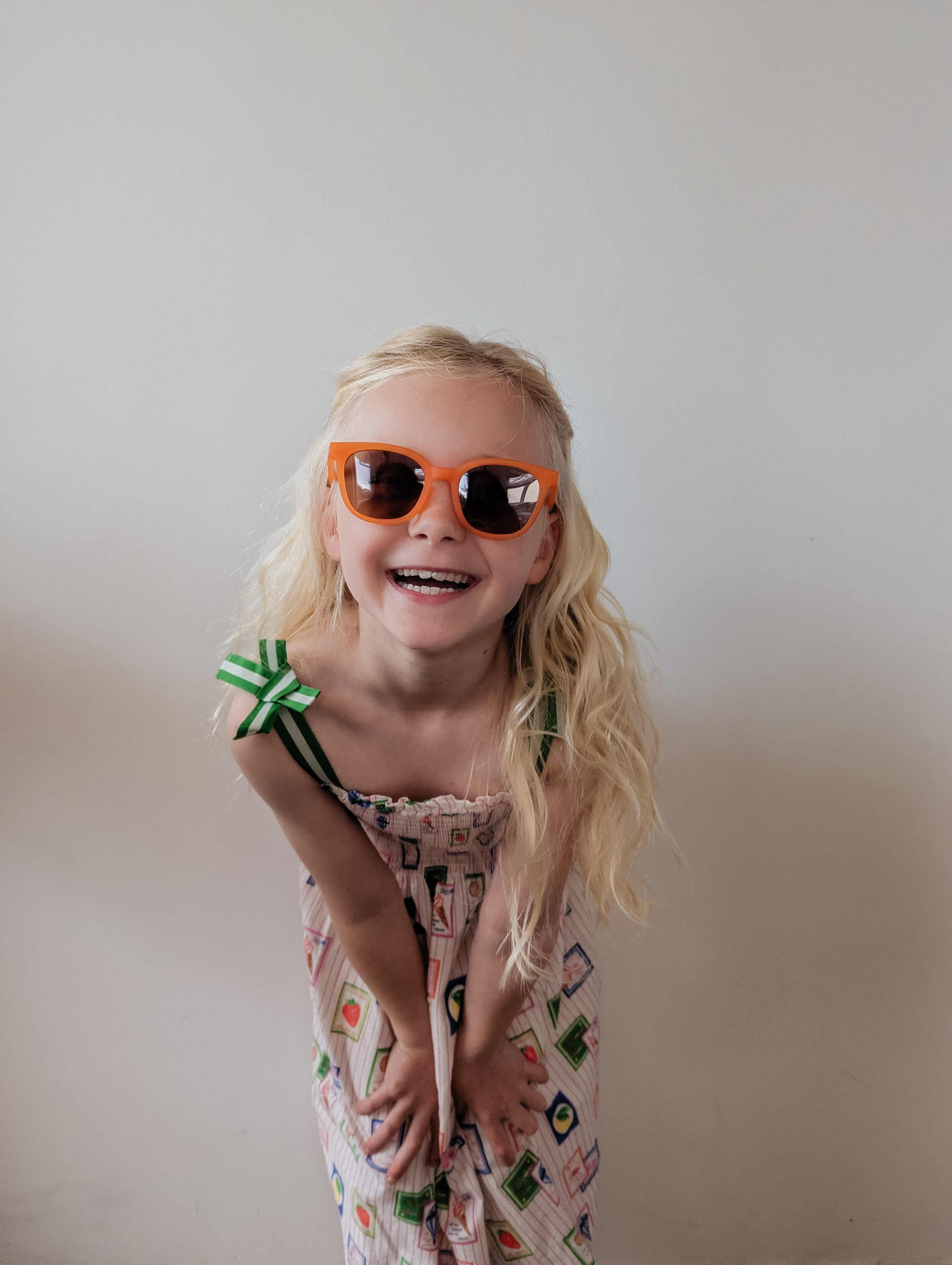 Classic Wayfarer Sustainable Sunglasses | Bio-based · Bendable · Polarized | Child | 3-8 Y | Sienna