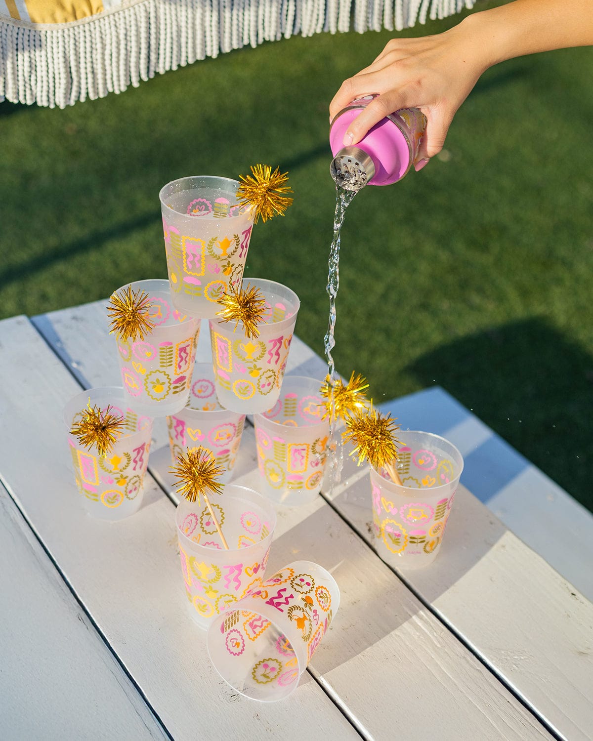 Social Club Reusable Party Cups And Pom Stirs (set Of 10)