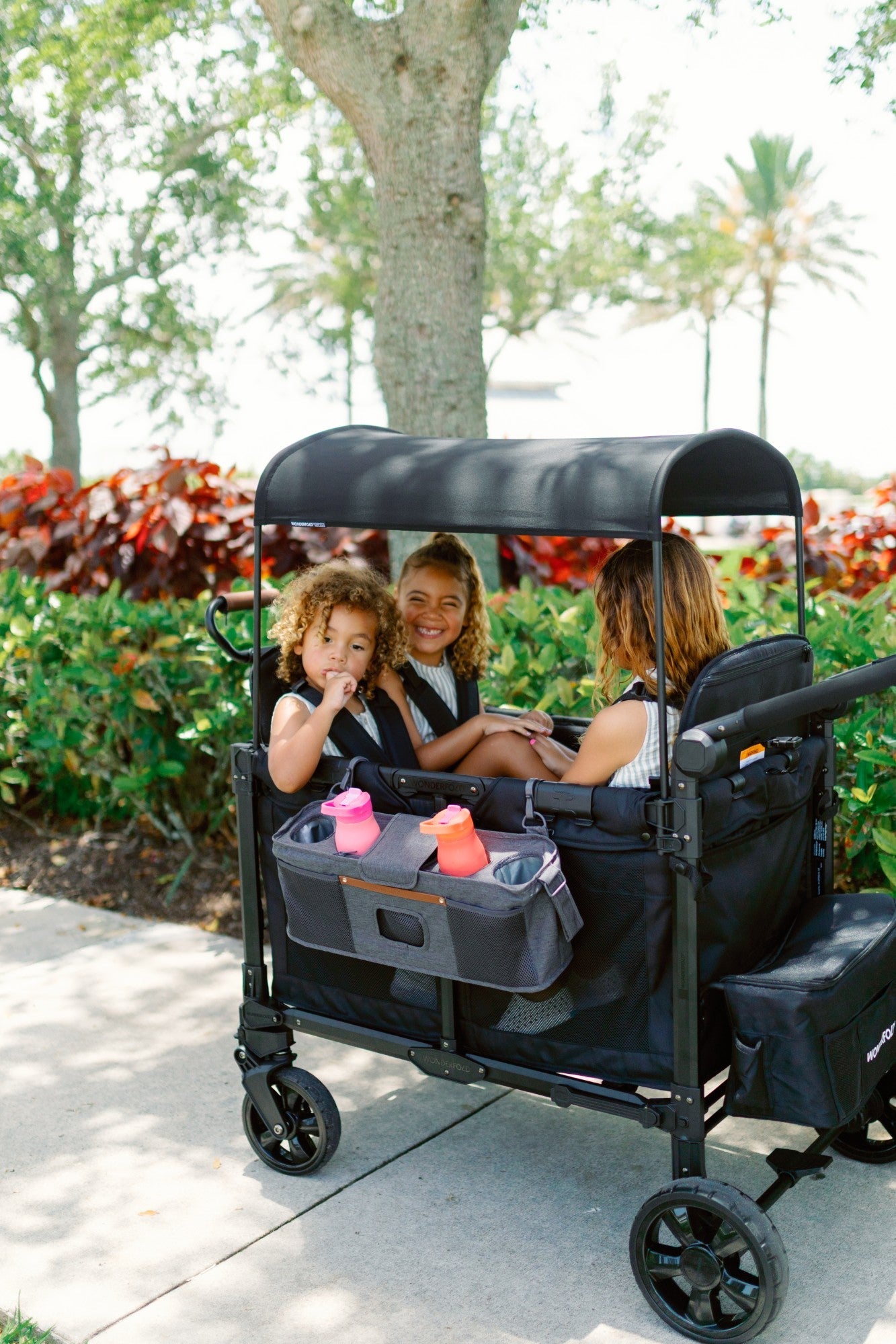 Parent Console With Insulated Cup Holders