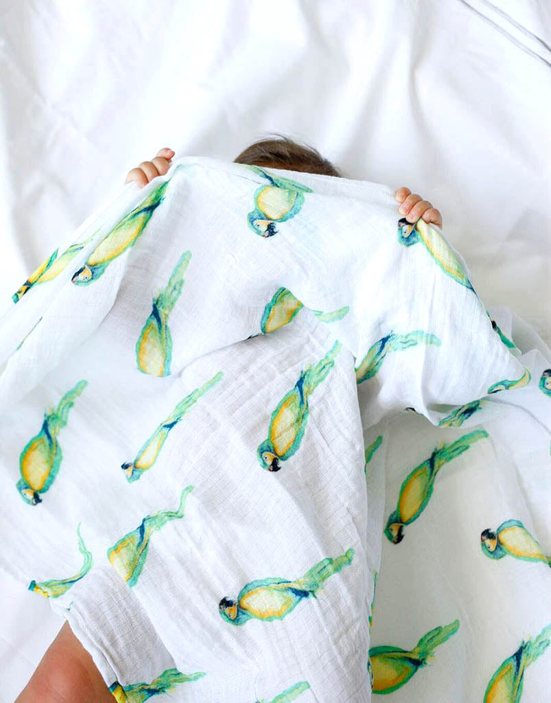 ORGANIC SWADDLE - PARROT