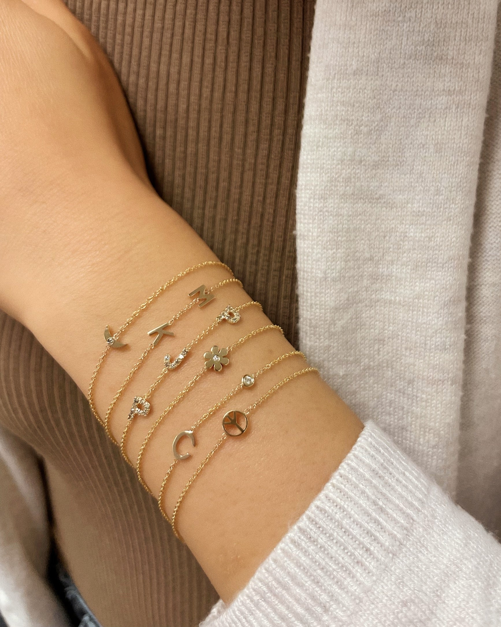 14k Gold Tiny Moon With Diamond Bracelet