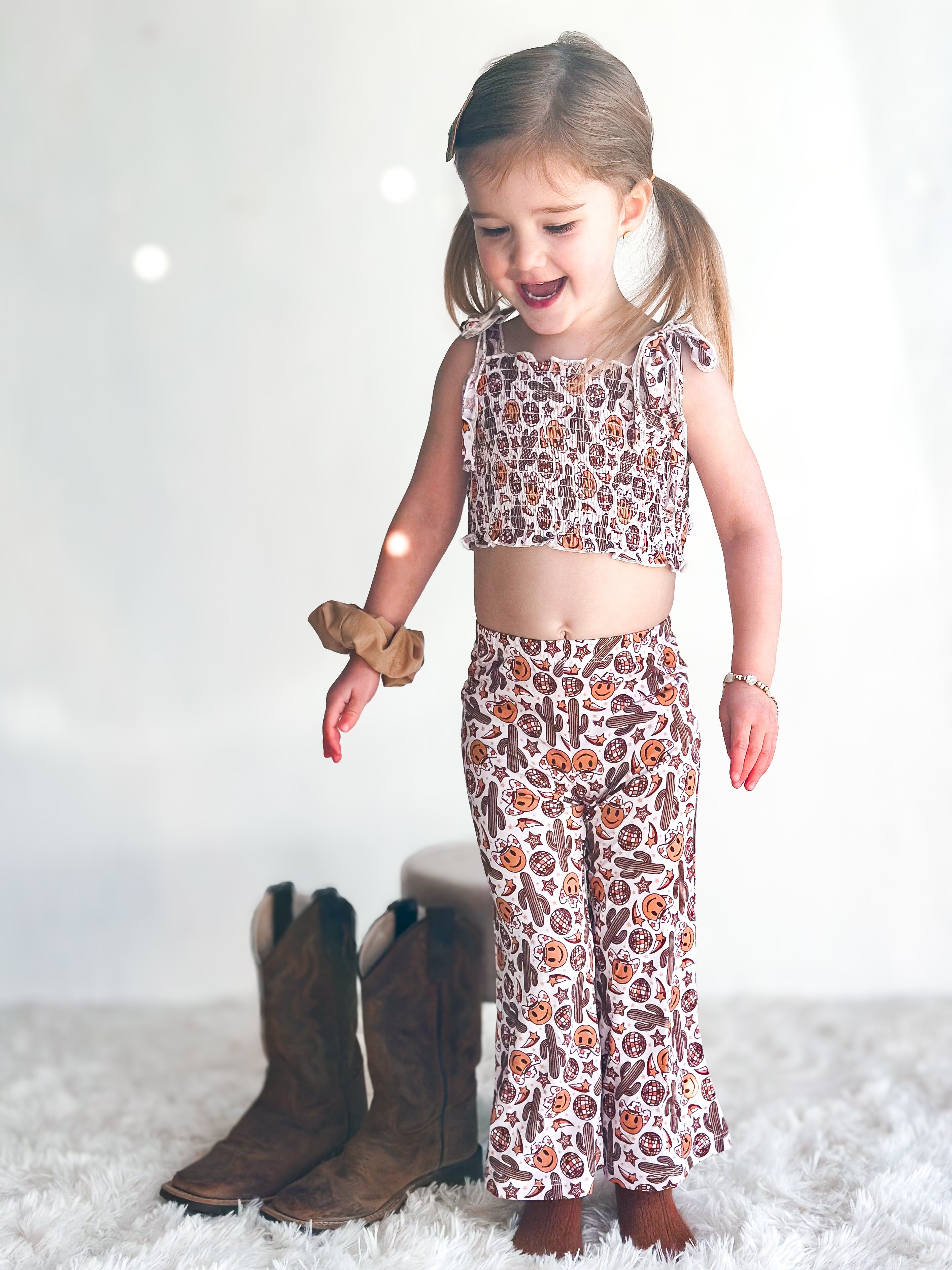 Western Dreamzzz Dream Smocked Flare Set