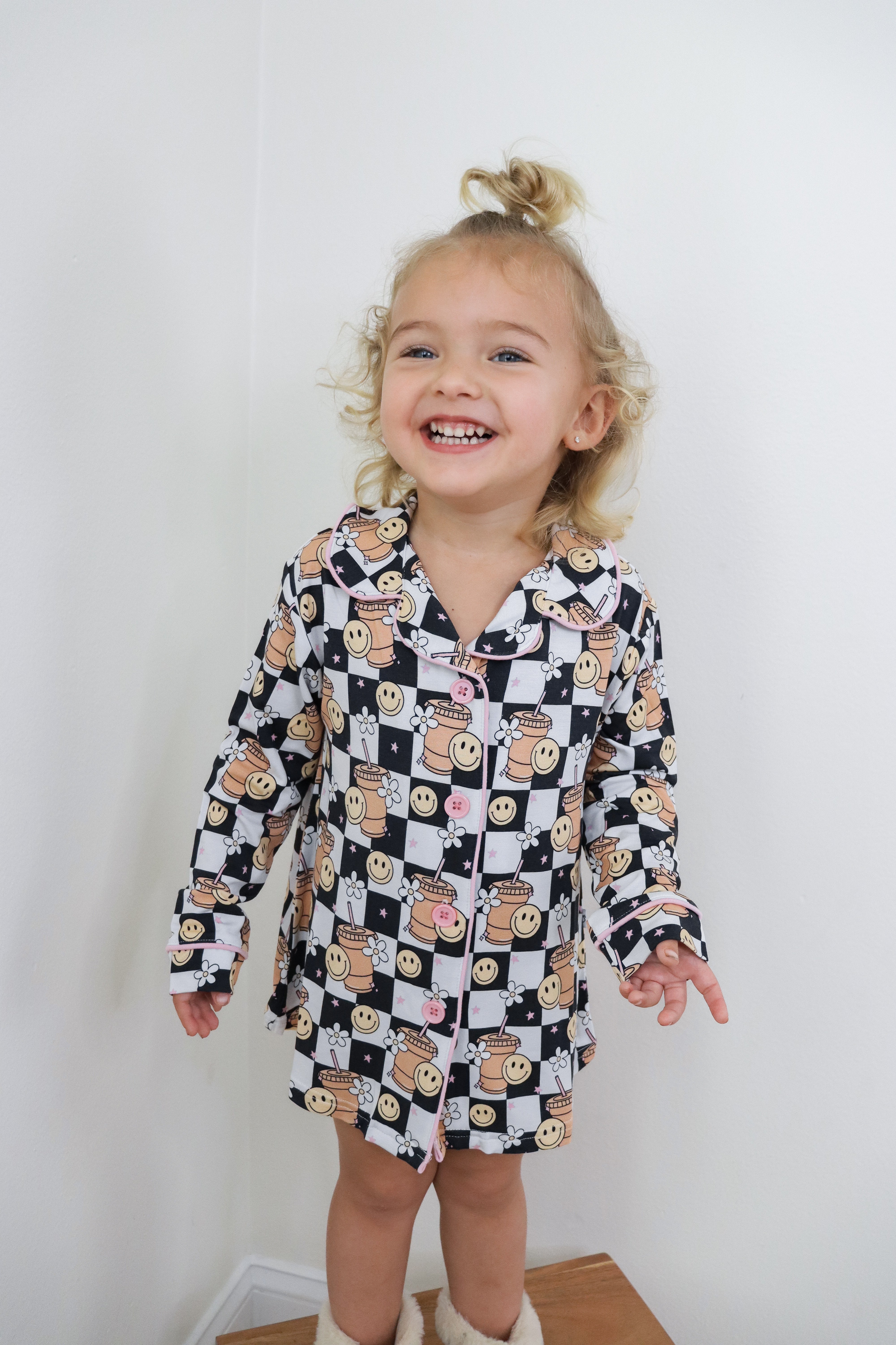 Smiley Cup Of Checkers Girl's Dream Gown