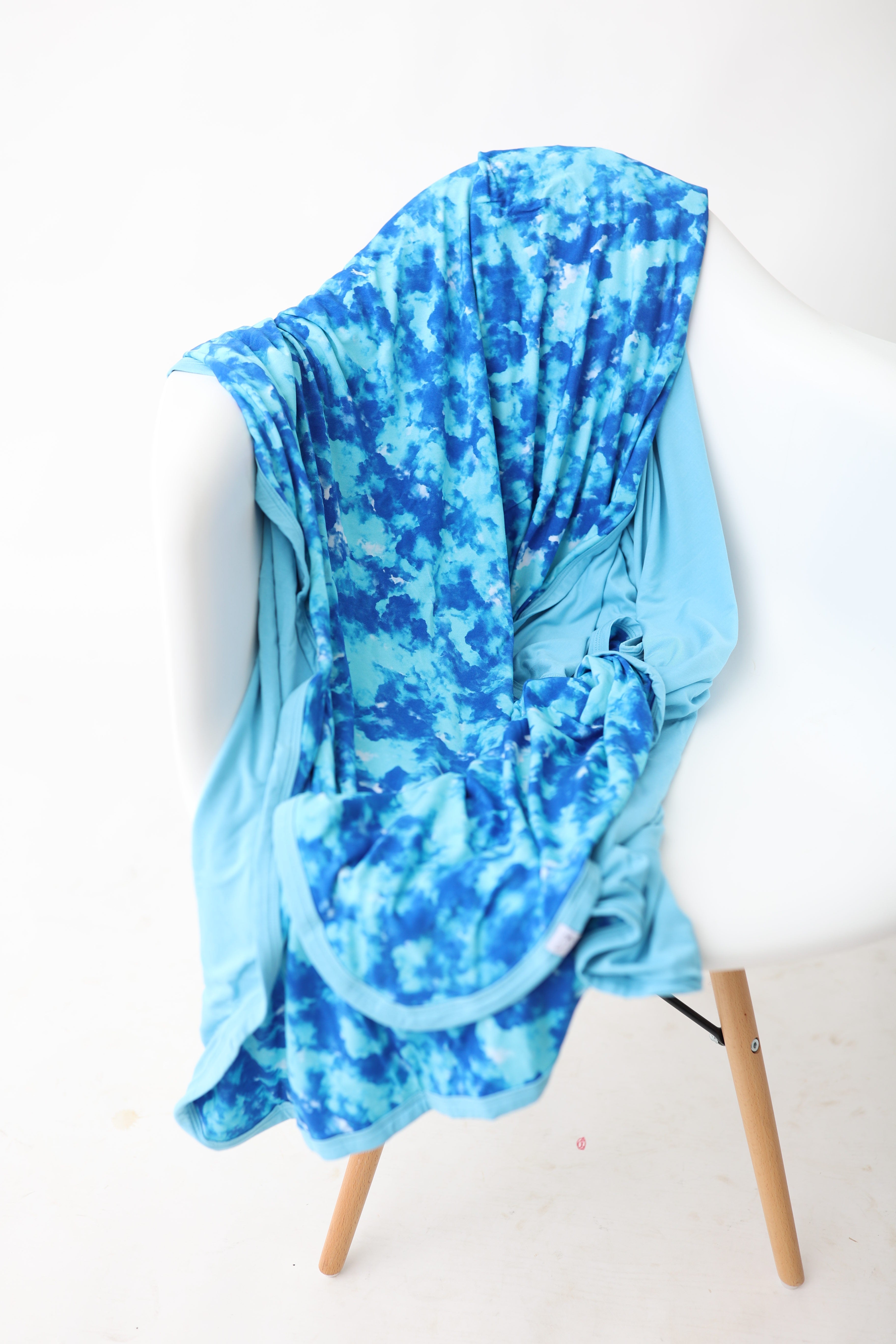 Sapphire Seas Dream Blanket