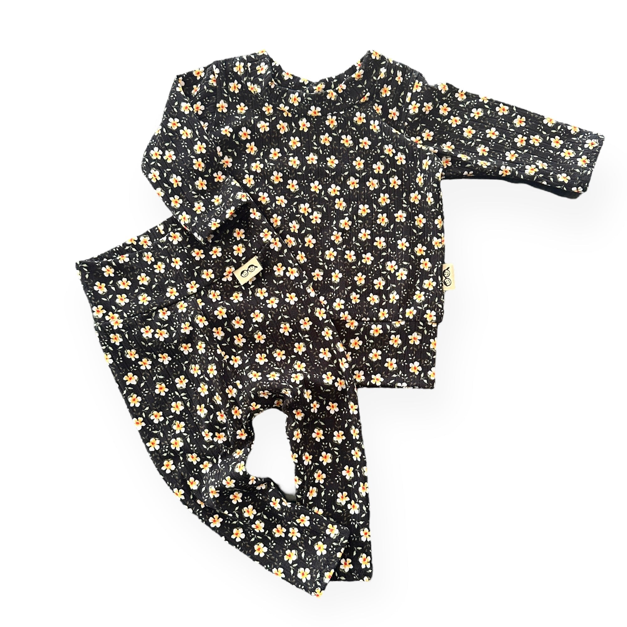 Dainty Floral Black Ribbed Lounge Set