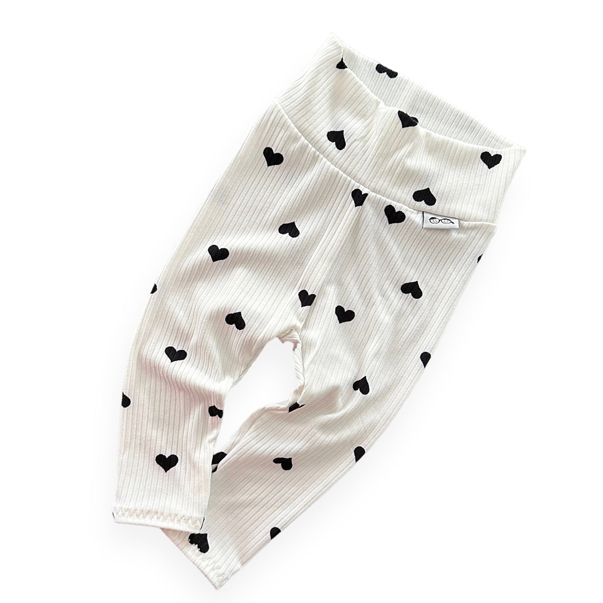 Flipped Black Hearts On White Ribbed Lounge Set