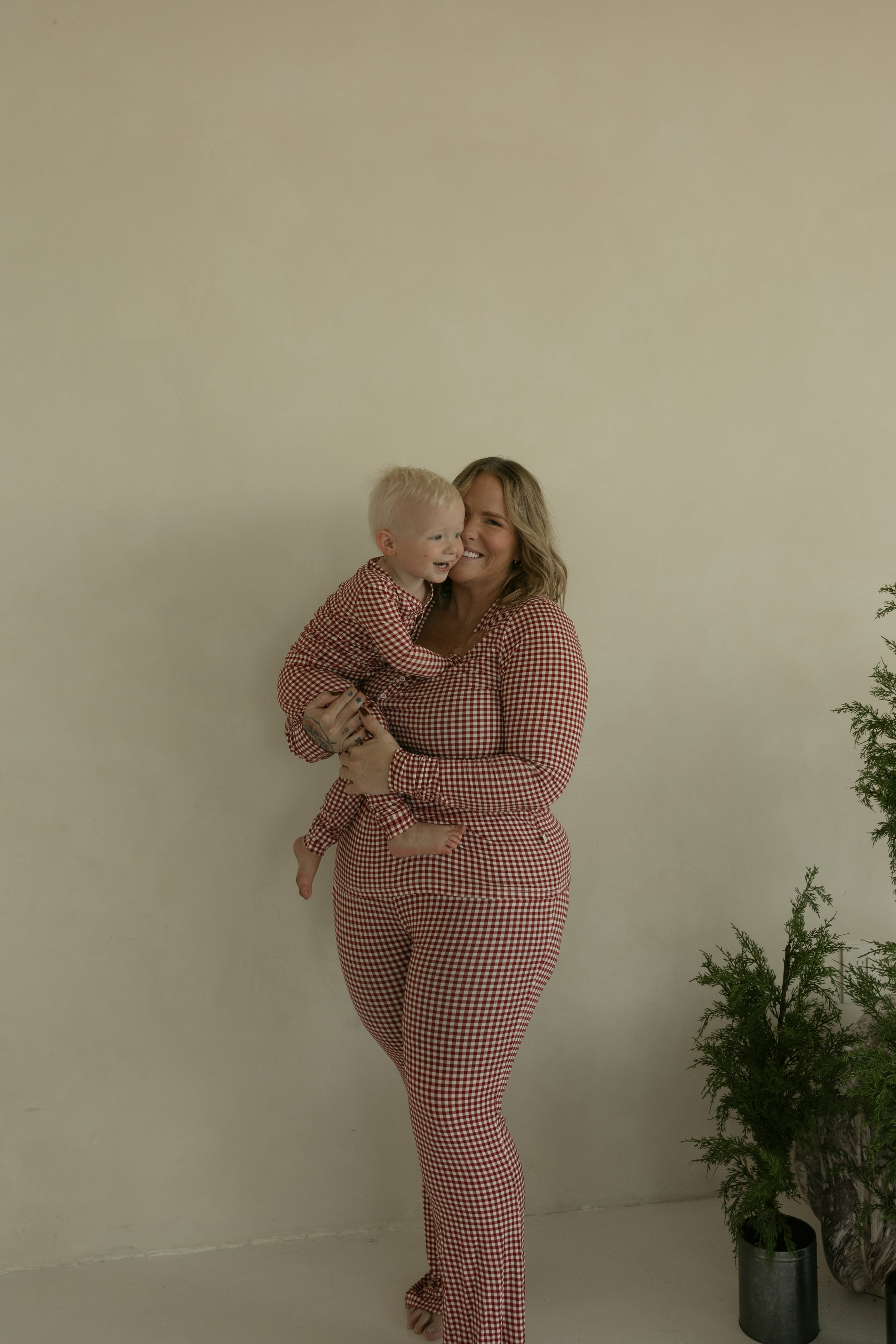 Women's Long Sleeve Bamboo Pajama | Red Gingham