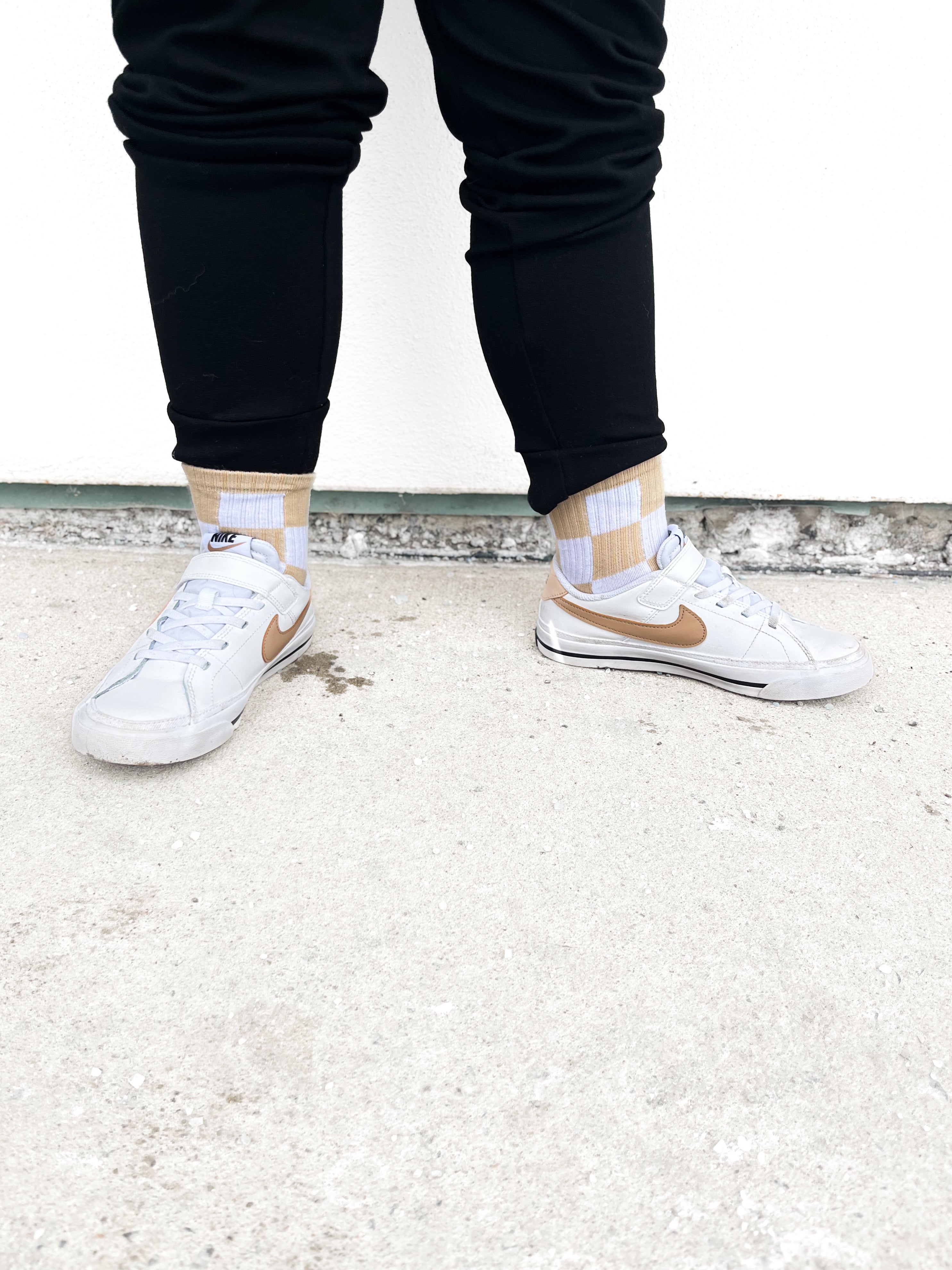 Beige + White Checker