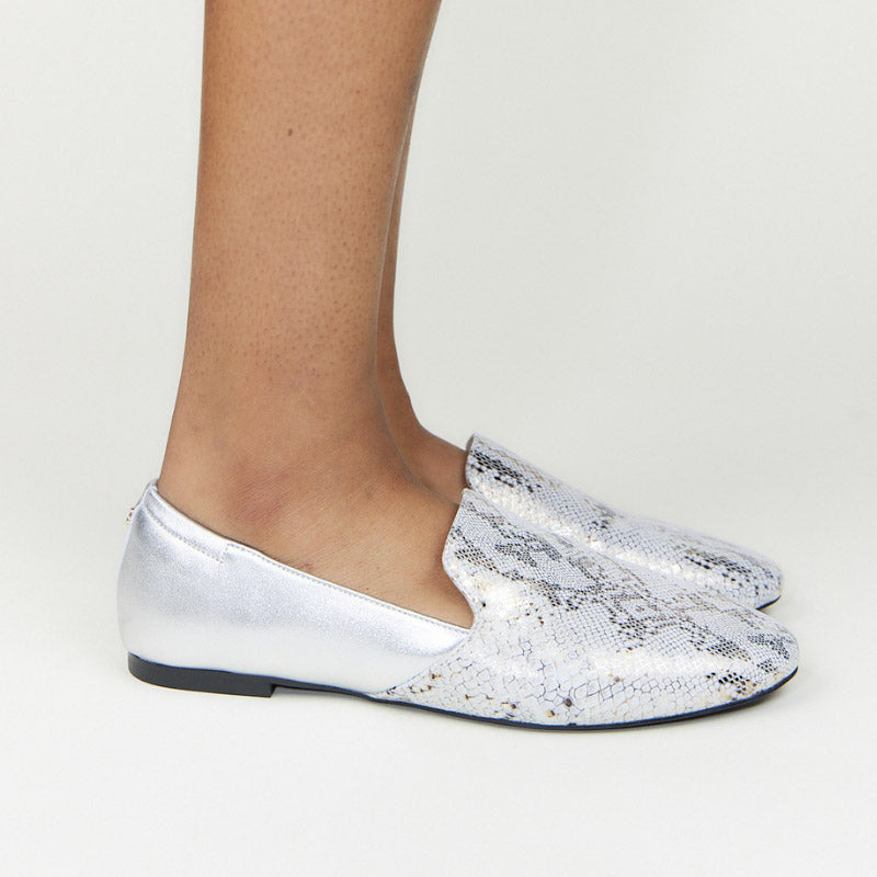 Preslie Loafer In Silver Snake Leather