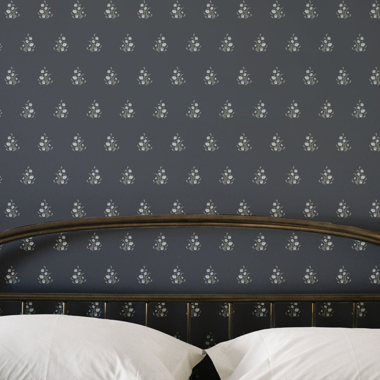 Laura Wallpaper By Lisee Ree