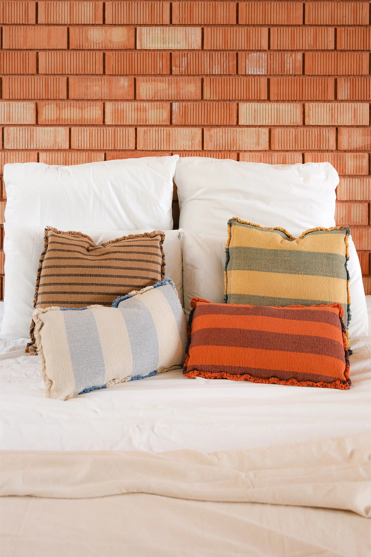 RECTANGULAR CUSHION LINES BLUE
