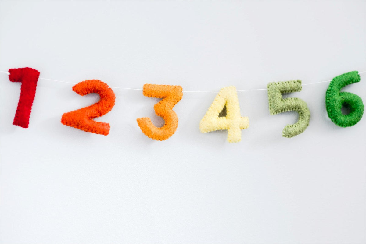 Numbers Garland (rainbow)