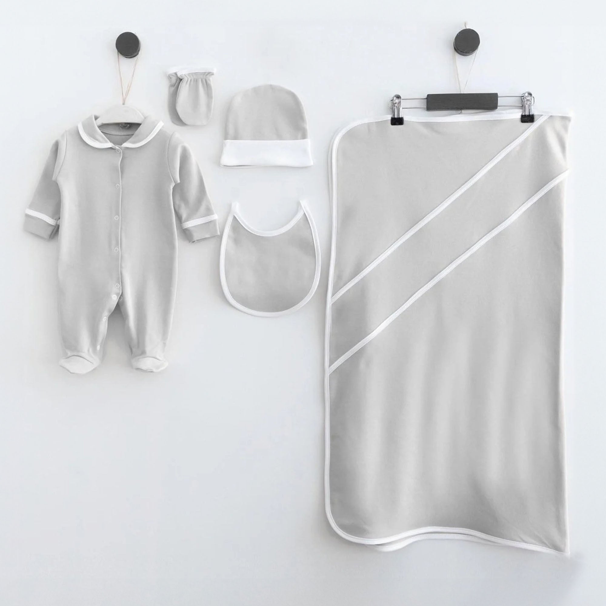 Ramsey Gray Newborn Coming Home Set (5 Pcs)