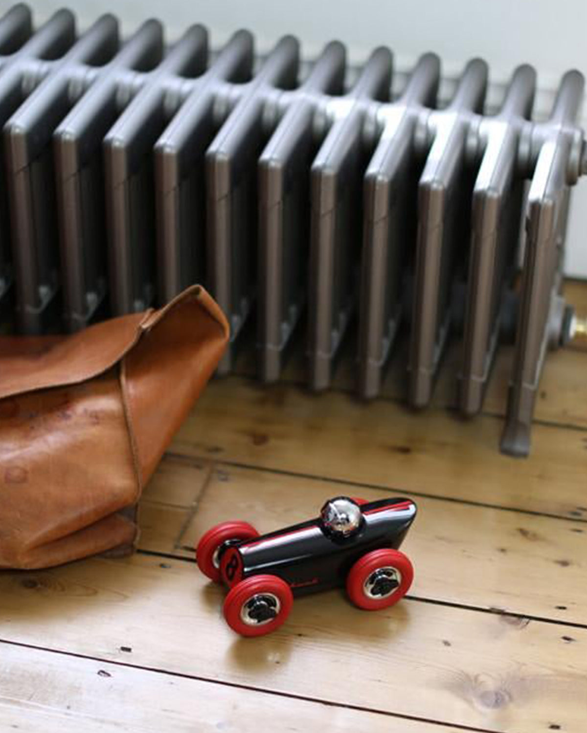 Car Midi Buck Black/red