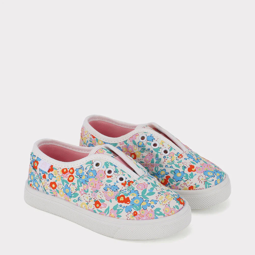 Robin Girls Slip-on Shoe