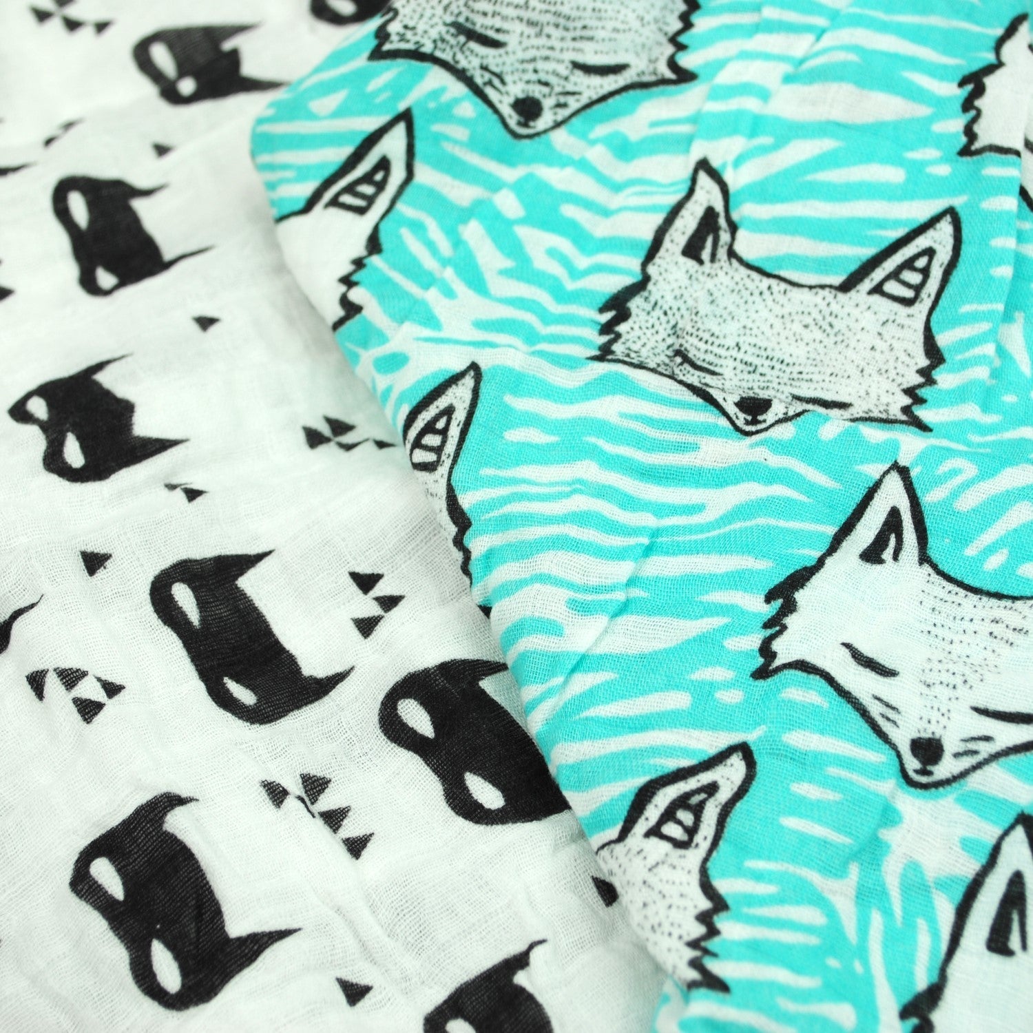 Set 2 Swaddle Mint And Super Hero