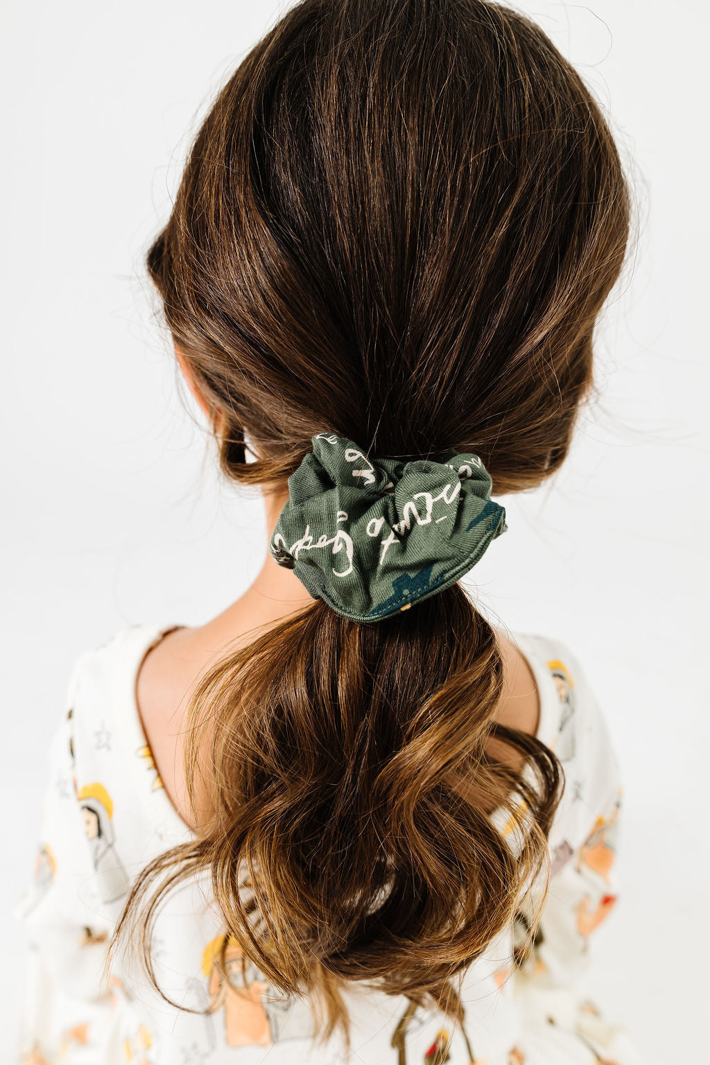 Away In A Manger Scrunchies | 3 Pack