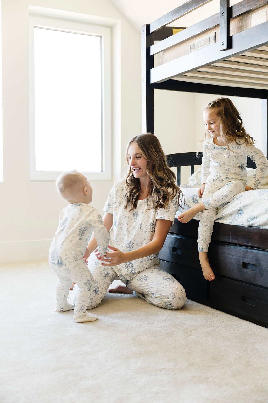 The Empty Tomb Womens Pj Short Sleeve Jogger Set Cotton