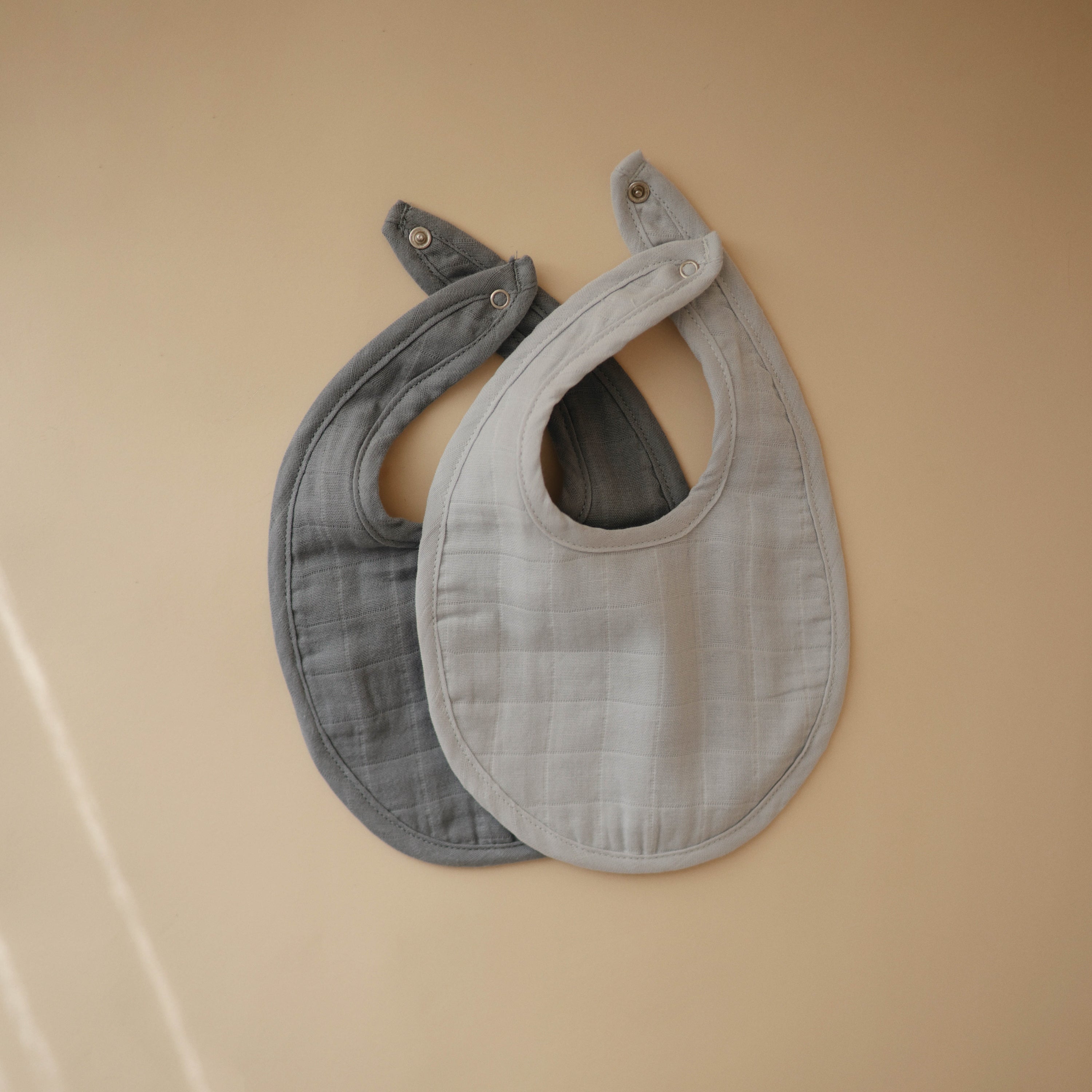 Muslin Bib 2-pack