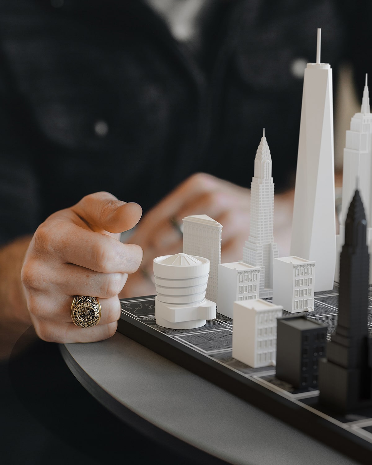 Skyline Chess Chess Set Acrylic New York Edition With Wood Map Board