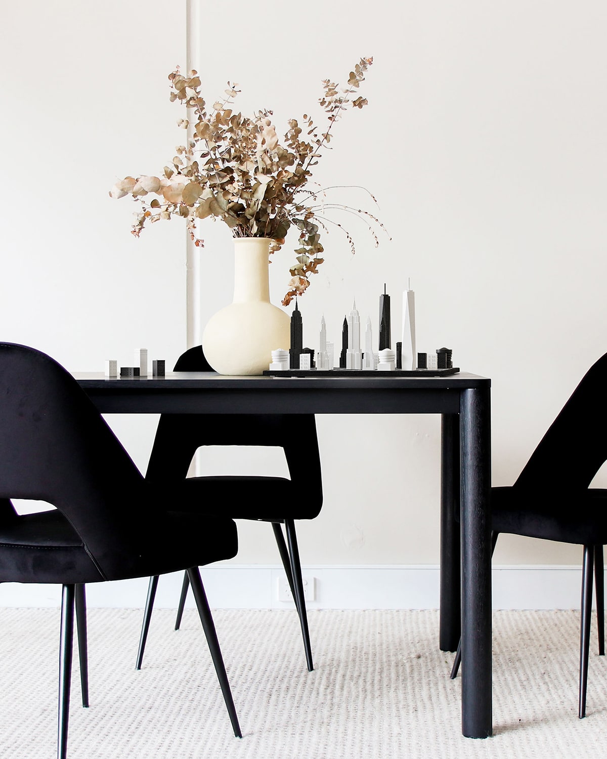 Skyline Chess Chess Set Acrylic New York Edition With Wood Map Board