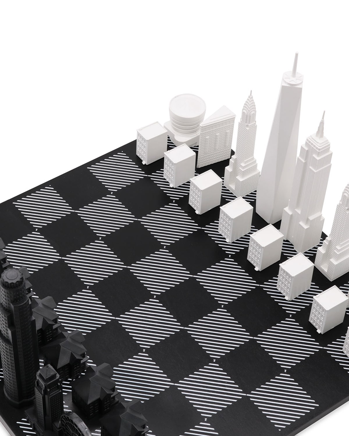 Skyline Chess Chess Set Acrylic New York Vs Los Angeles Edition With Wood Hatch Board