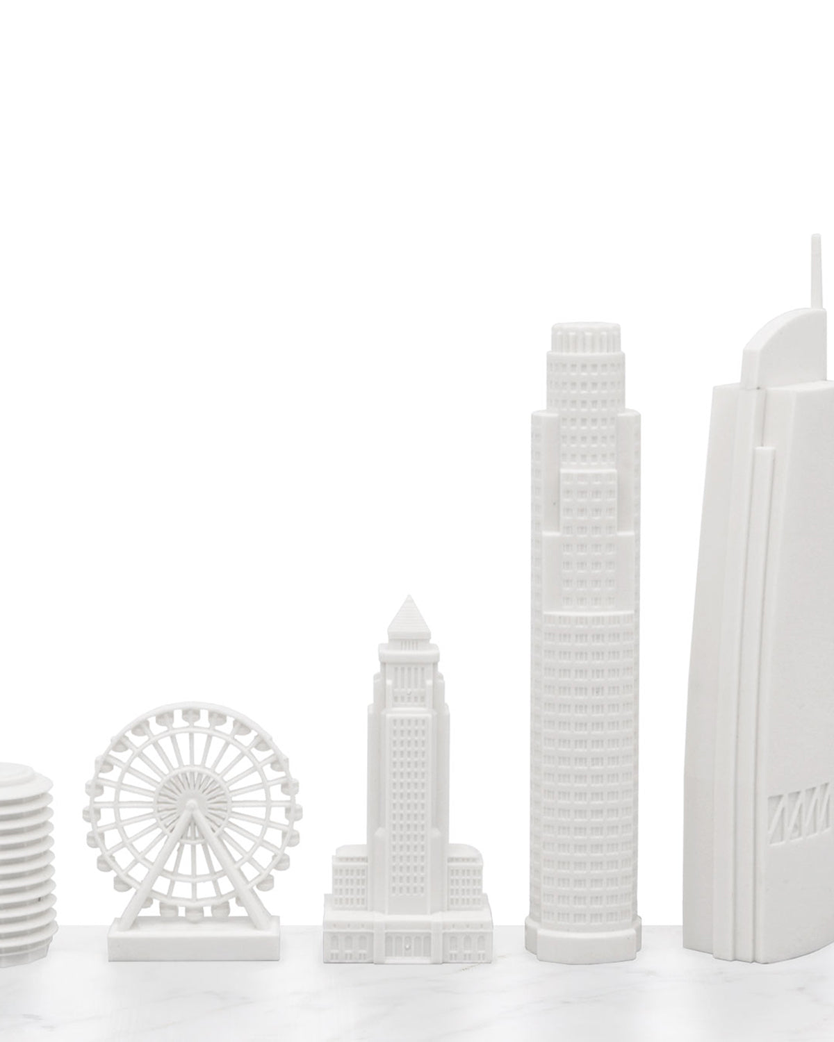 Skyline Chess Chess Set Acrylic New York Vs Los Angeles Edition With Wood Hatch Board