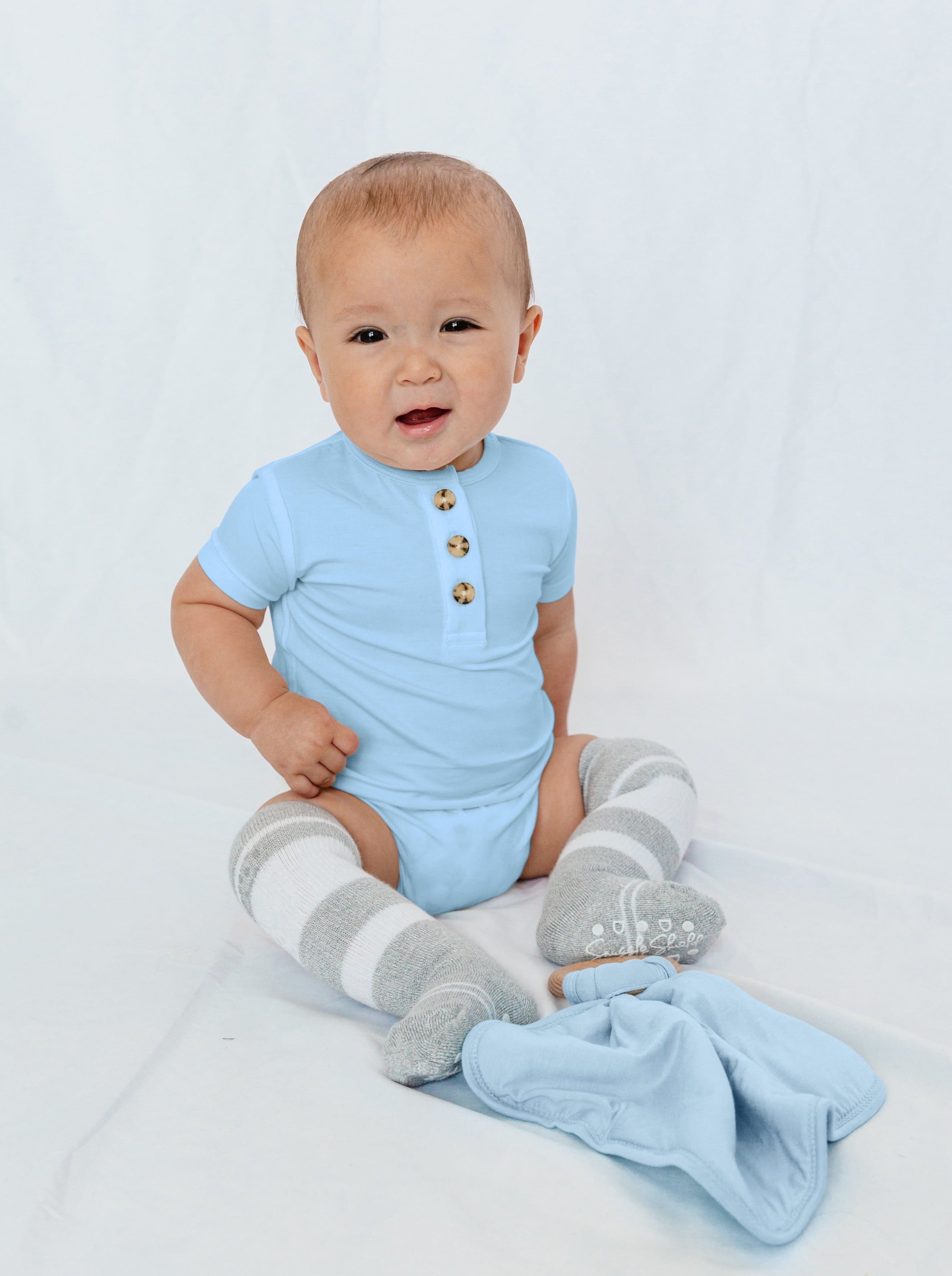 Bamboo Short Sleeve 3 Button Onesie