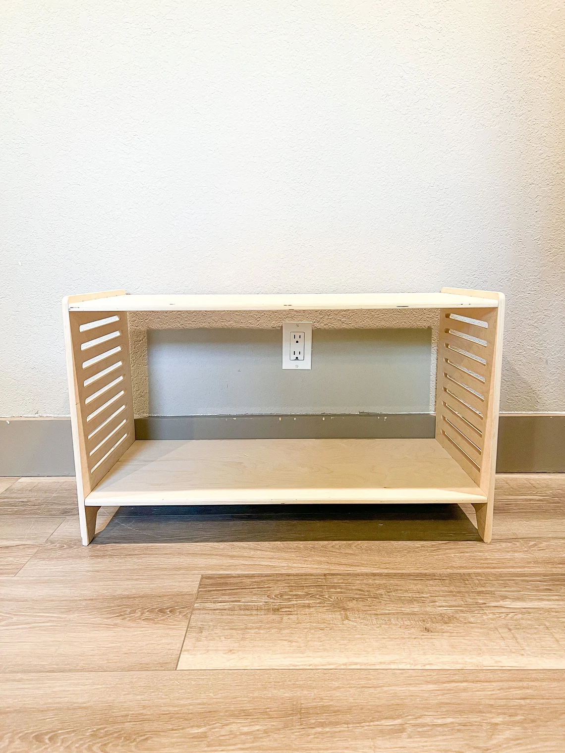 Sparrow- Small Toy Shelf