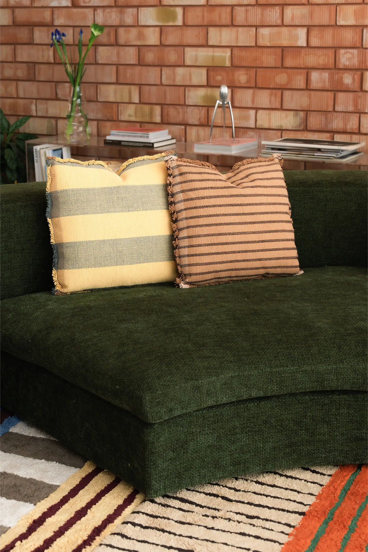 SQUARE CUSHION LINES TERRAZZO