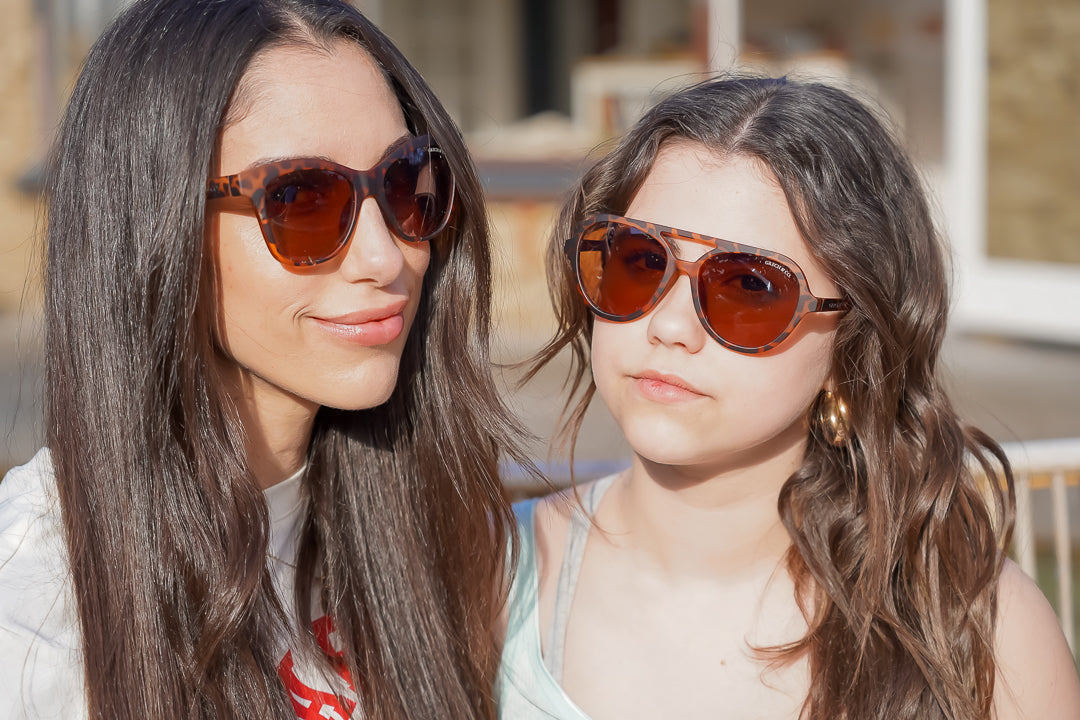 Iconic Wayfarer Ombre  | Polarized Sunglasses | Adult | 15+ Y