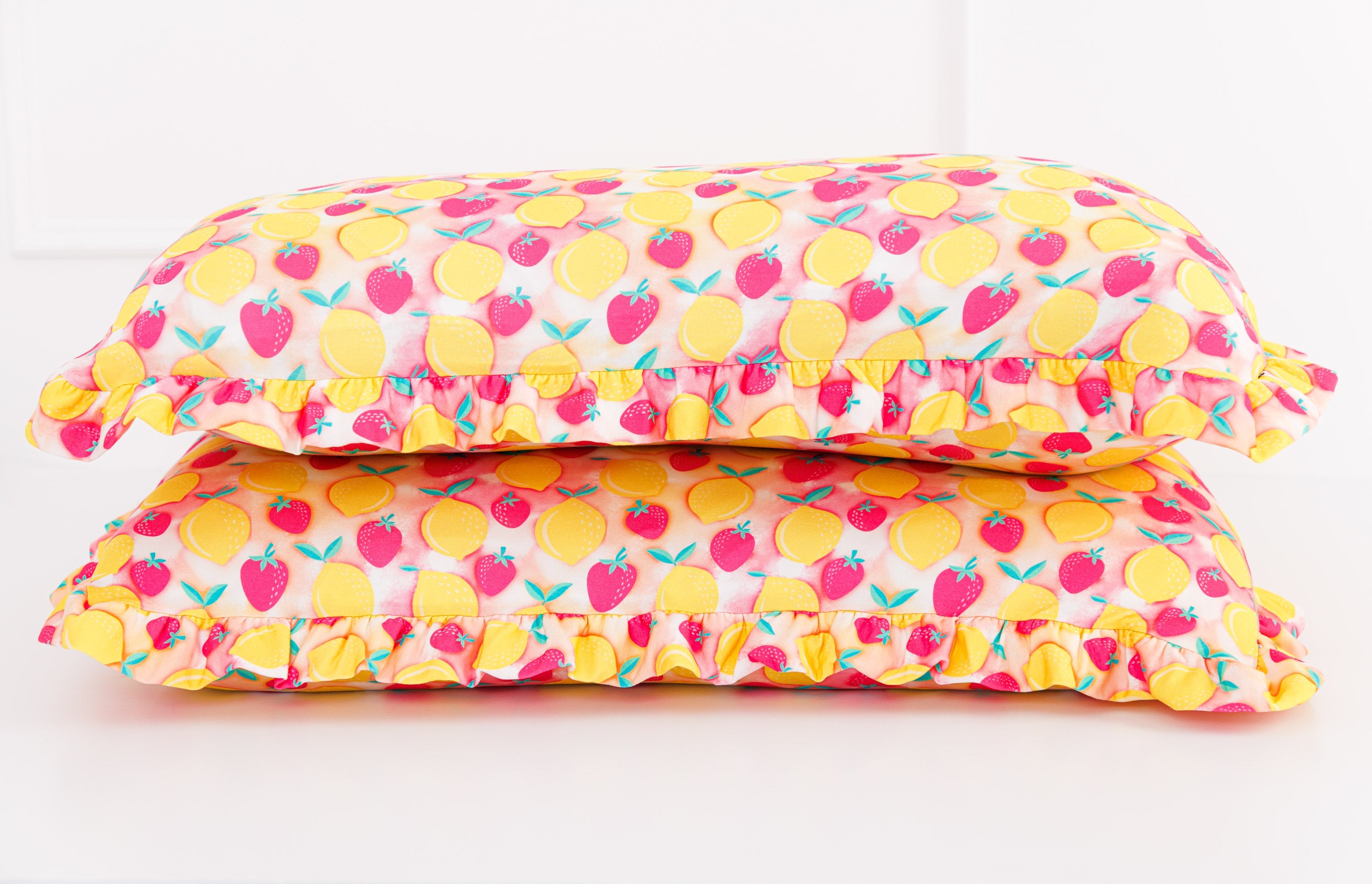 Summer Ruffle Zipper Pillowcase Set