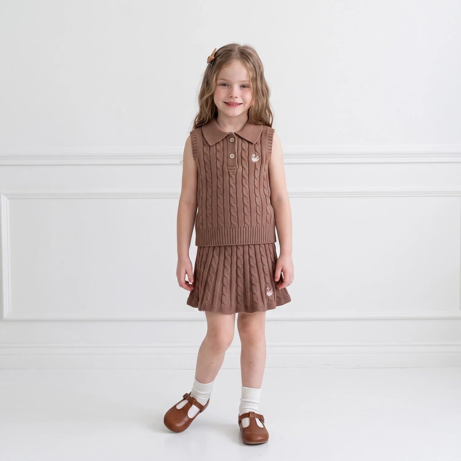Cable Knit Sleeveless Polo Shirt In Mocha
