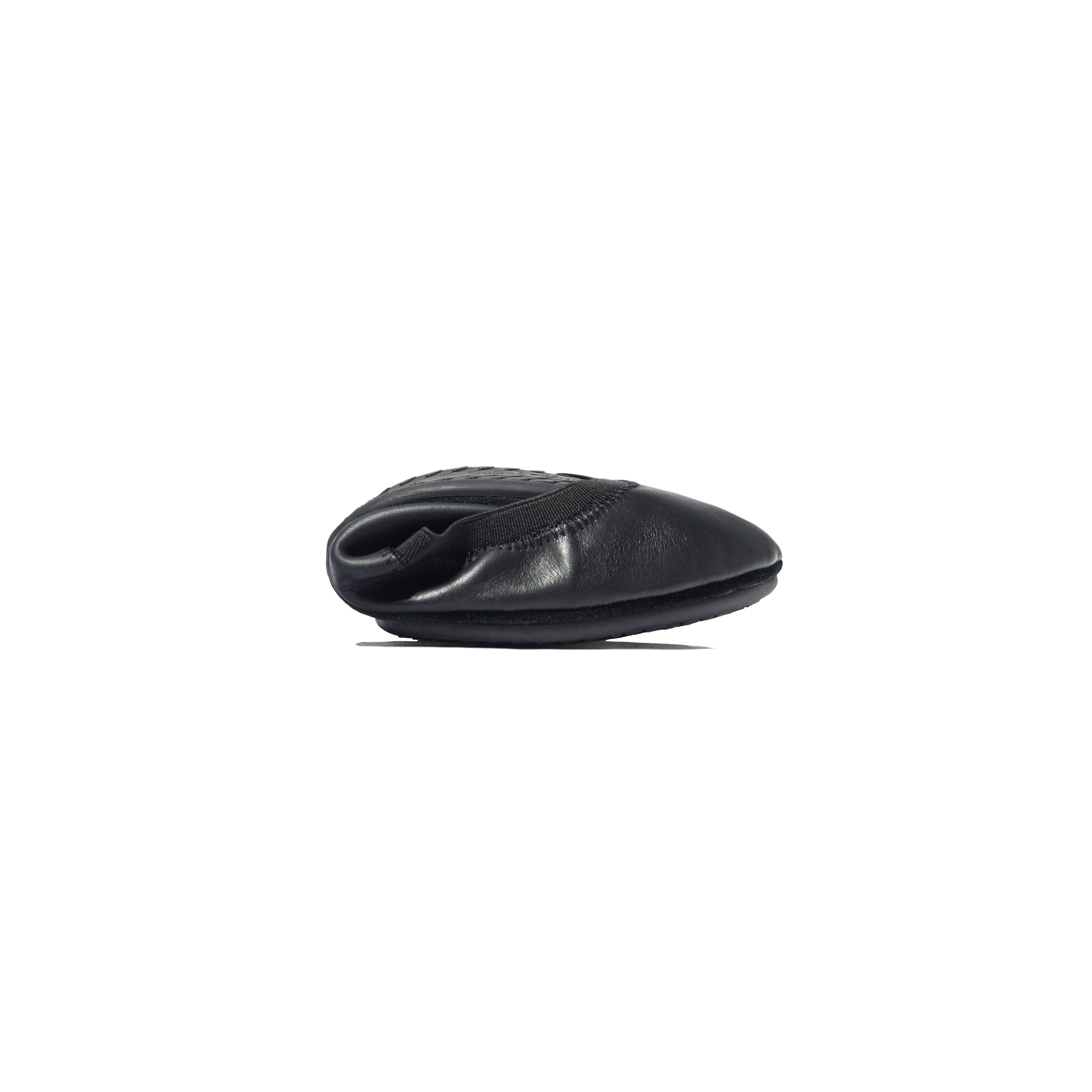 Samara Foldable Ballet Flat In Black Leather