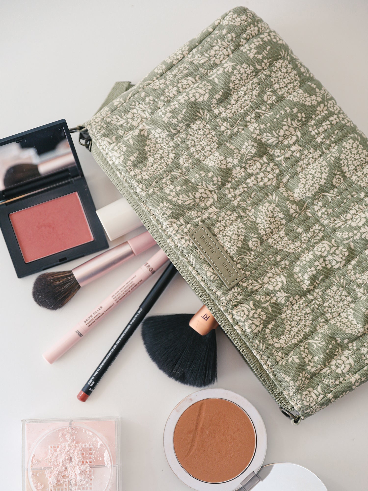 Sazan + Jujube 3-piece Pouch Clutch Purse Set - Paisley Floral